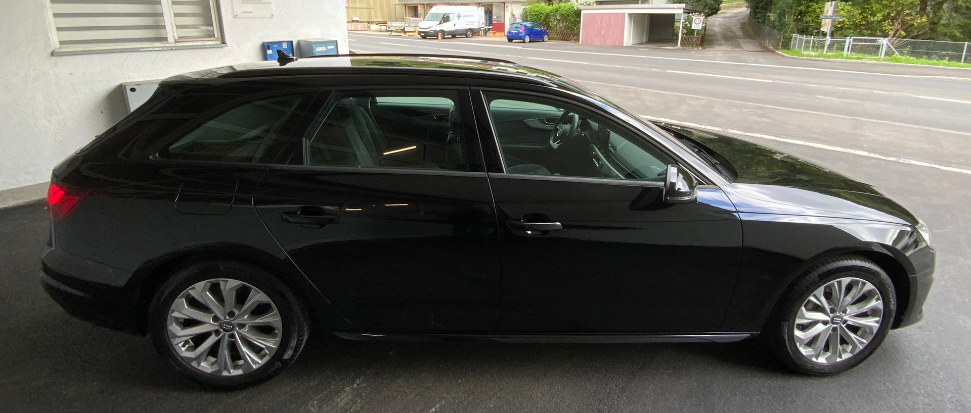AUDI A4 Avant 40 TDI advanced Attraction quattro S-tronic-image-5