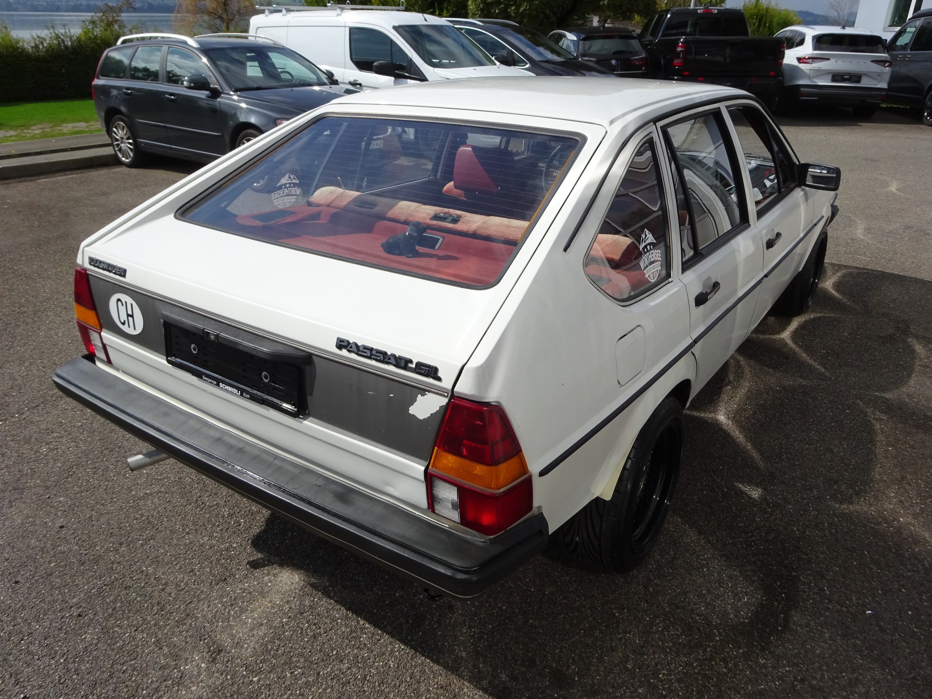 VW PASSAT-showroom-element-2