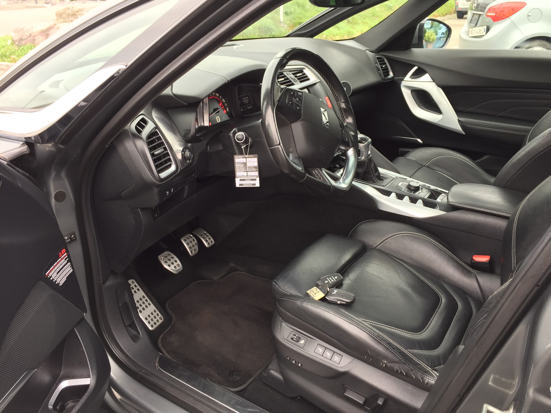 DS AUTOMOBILES DS5 1.6 Turbo Sport Chic-image-9