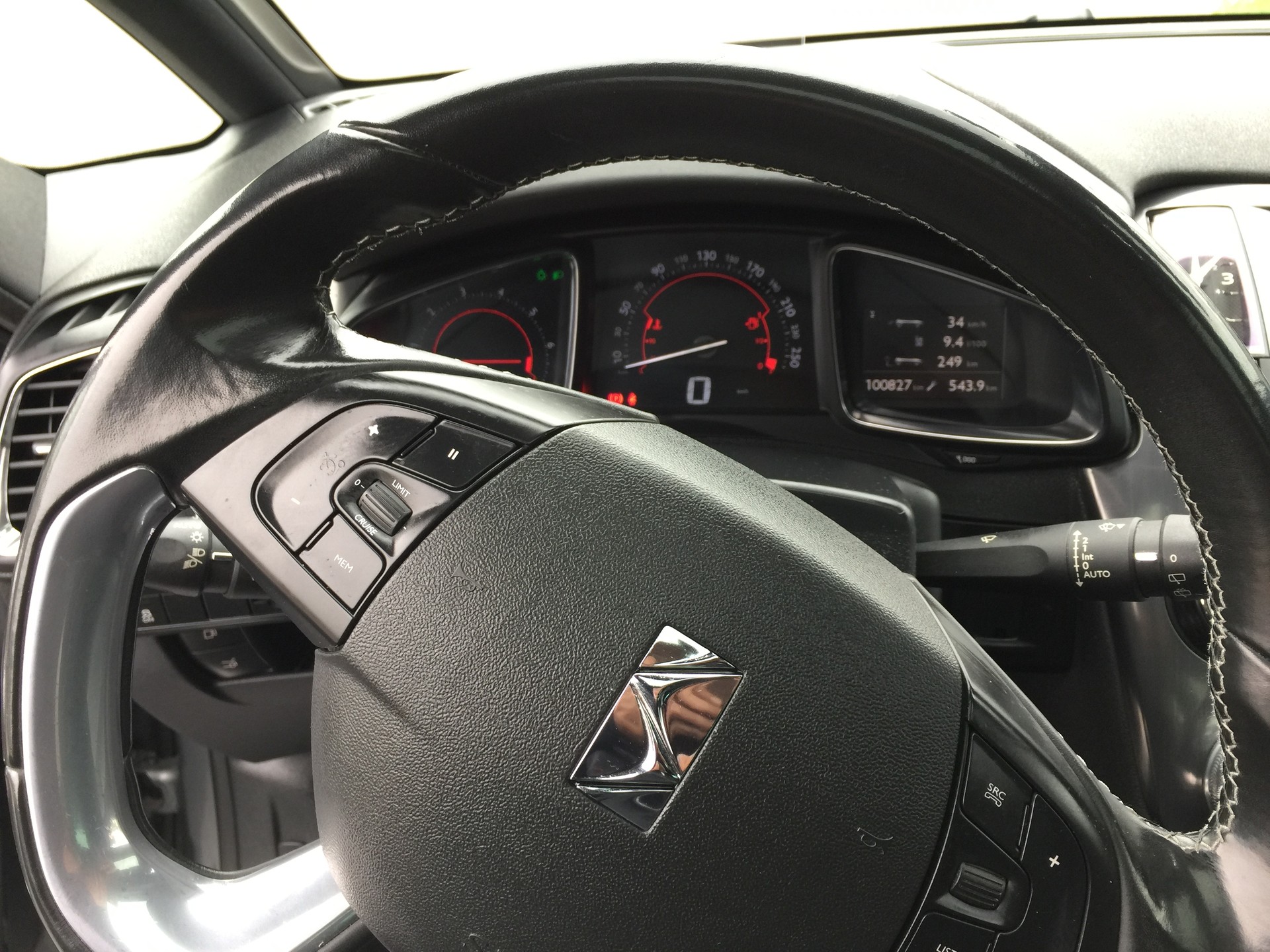 DS AUTOMOBILES DS5 1.6 Turbo Sport Chic-image-12