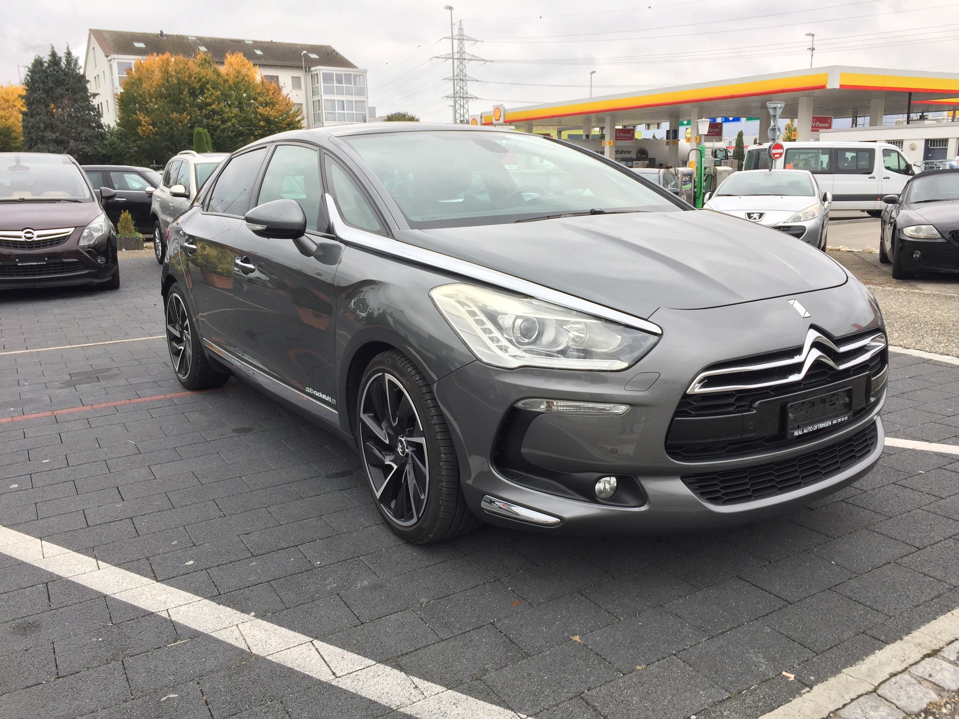 DS AUTOMOBILES DS5 1.6 Turbo Sport Chic-image-2