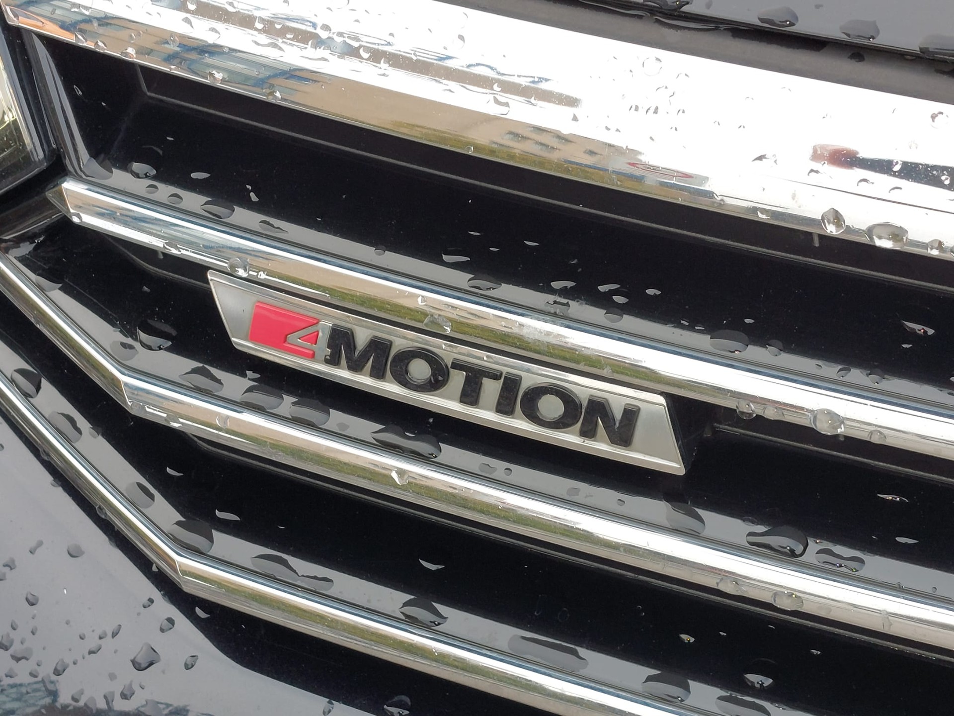 VW Passat Variant 2.0 TDI BMT High. DSG 4Motion-image-4