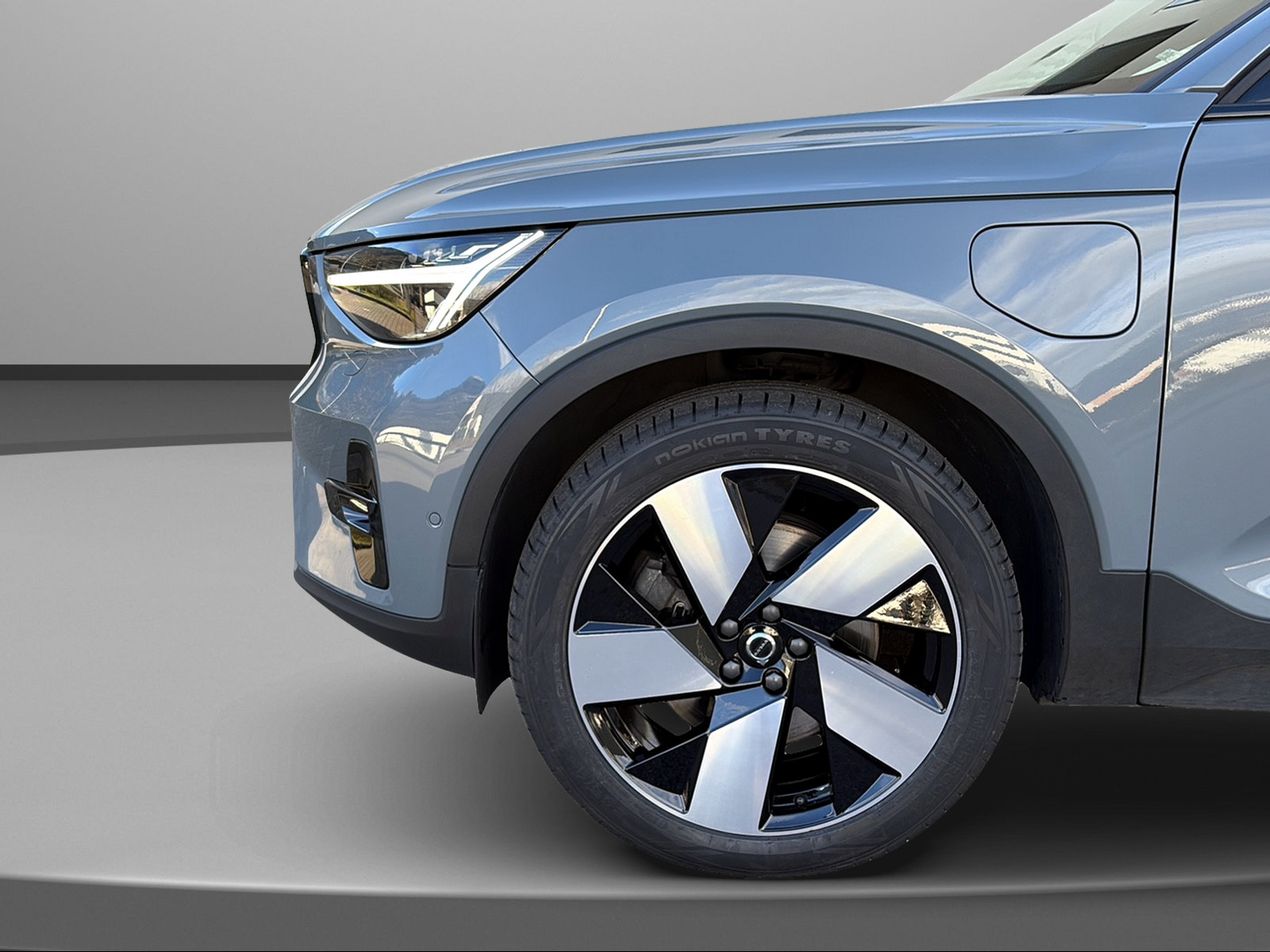 VOLVO XC40 T5 PHEV Ultimate Dark DCT-image-14