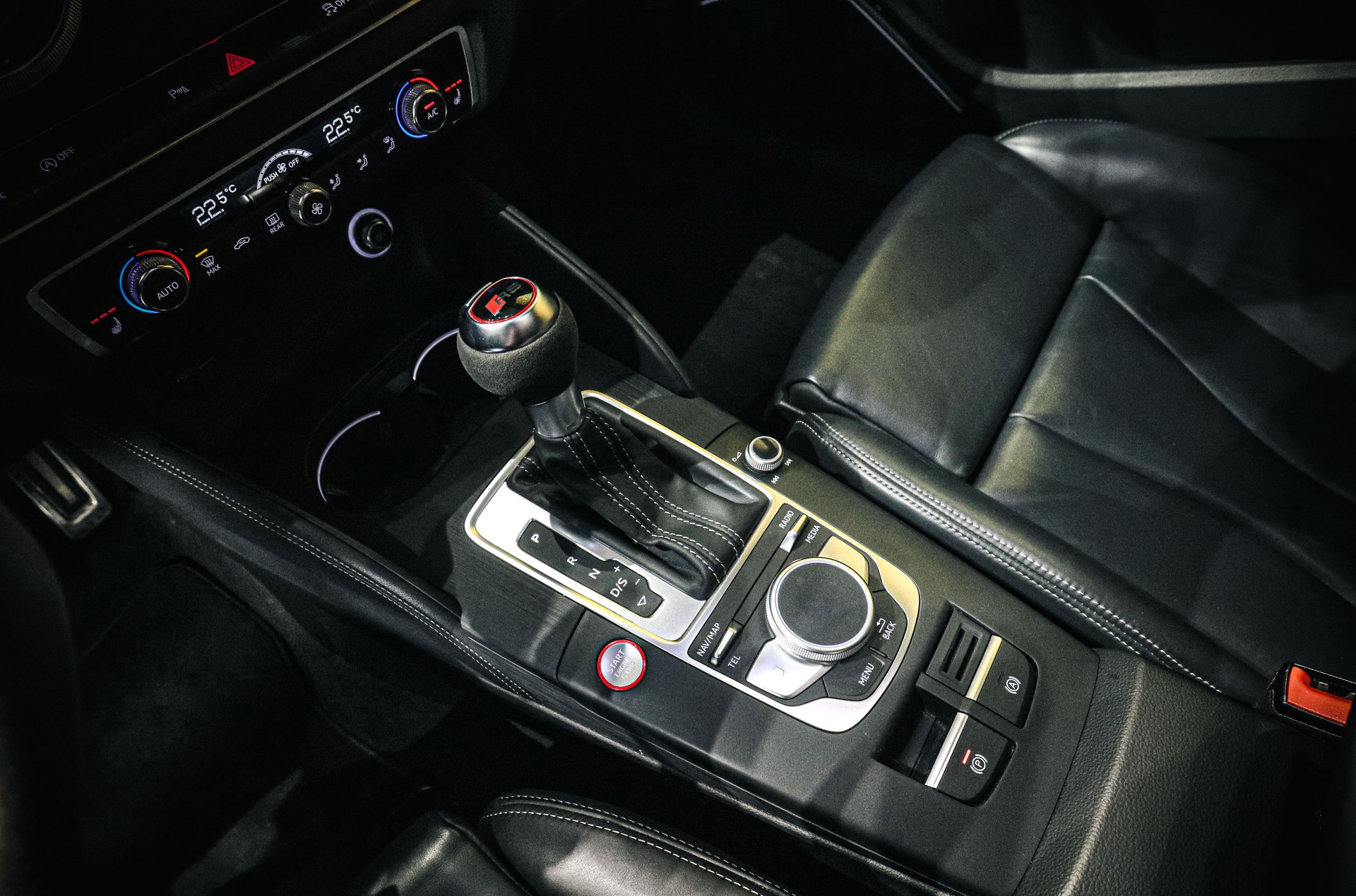 AUDI RS3 Sportback 2.5 TSI DAZA quattro S-tronic-image-16