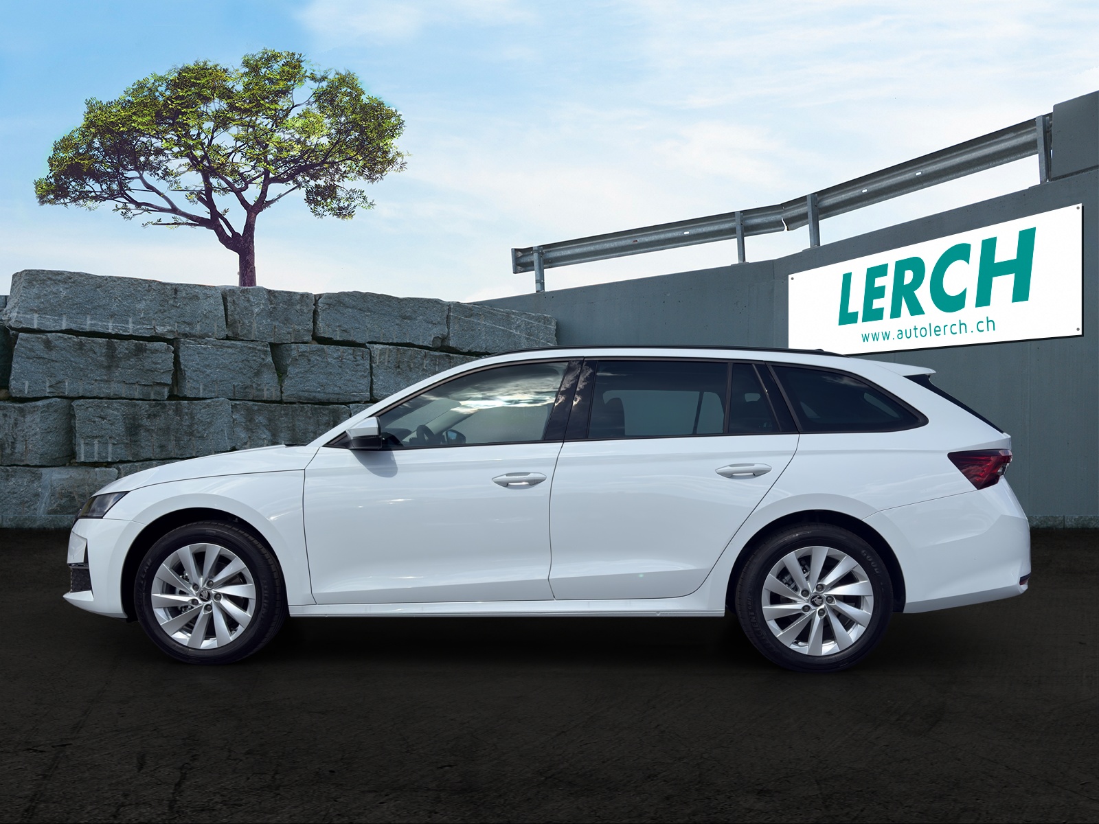 SKODA Octavia Combi 2.0 TDI DSG Selection-showroom-element-2