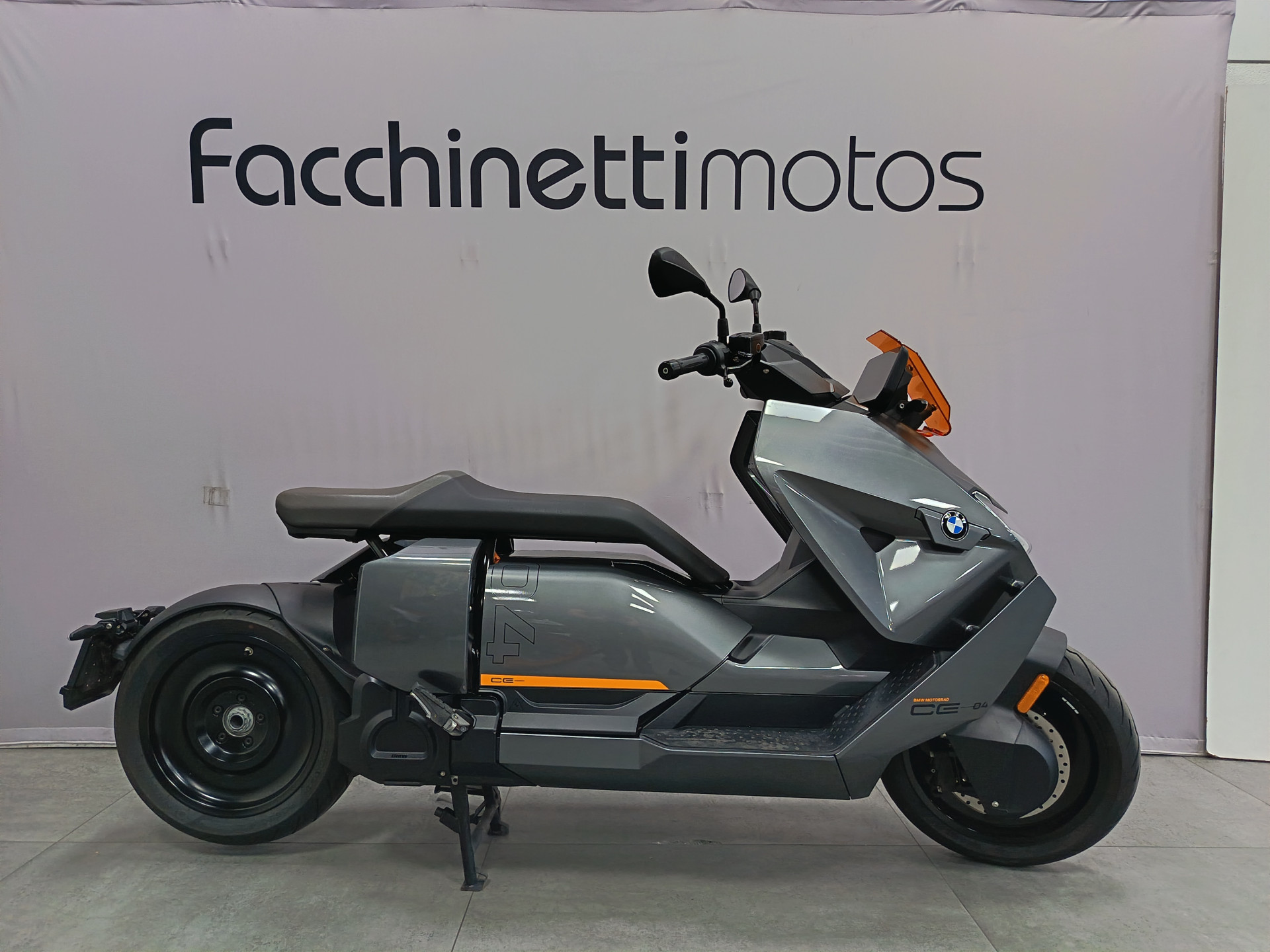 BMW CE 04-image-0