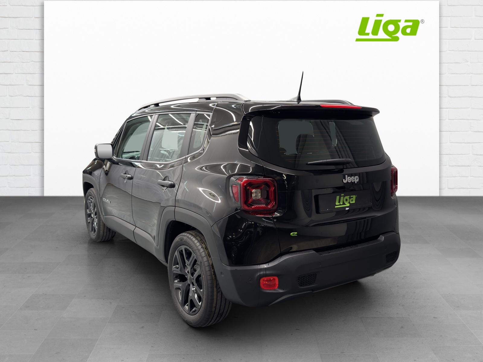 JEEP Renegade 1.5 Turbo Summit&Sky-showroom-element-3