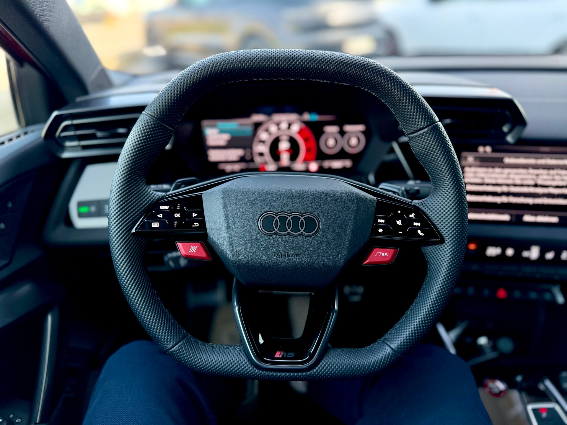 AUDI RS3 Limousine 2.5 TSI quattro S-tronic *280KM/H - CARBON - SCHALENSITZE - SONOS*-image-15