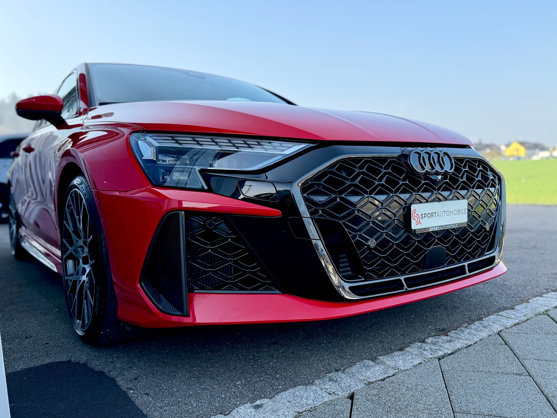 AUDI RS3 Limousine 2.5 TSI quattro S-tronic *280KM/H - CARBON - SCHALENSITZE - SONOS*-image-5