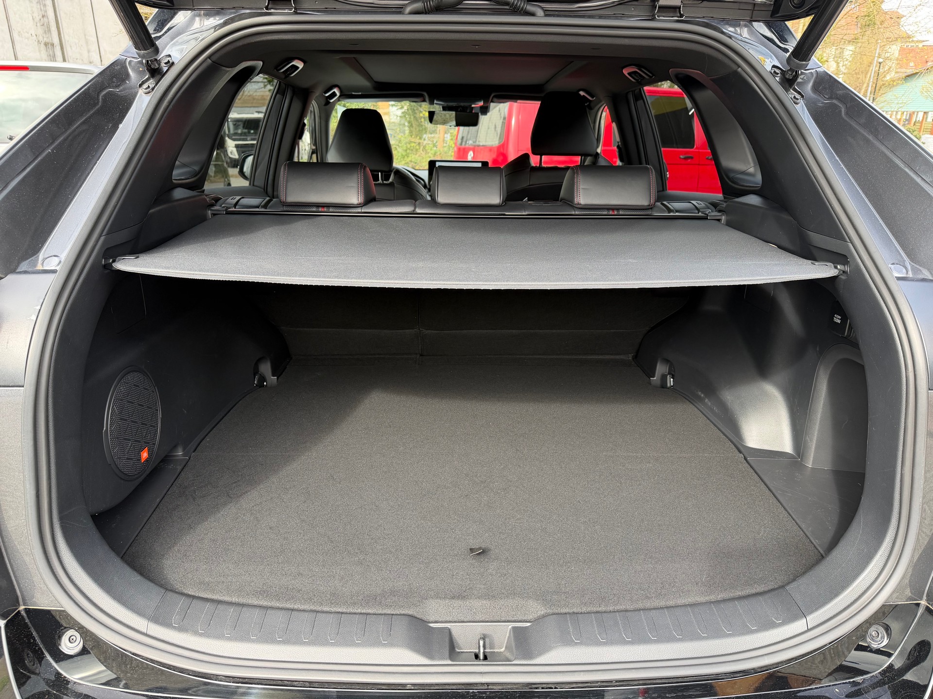 TOYOTA RAV-4 2.5 PHEV Platinum e-CVT 4WD-image-8