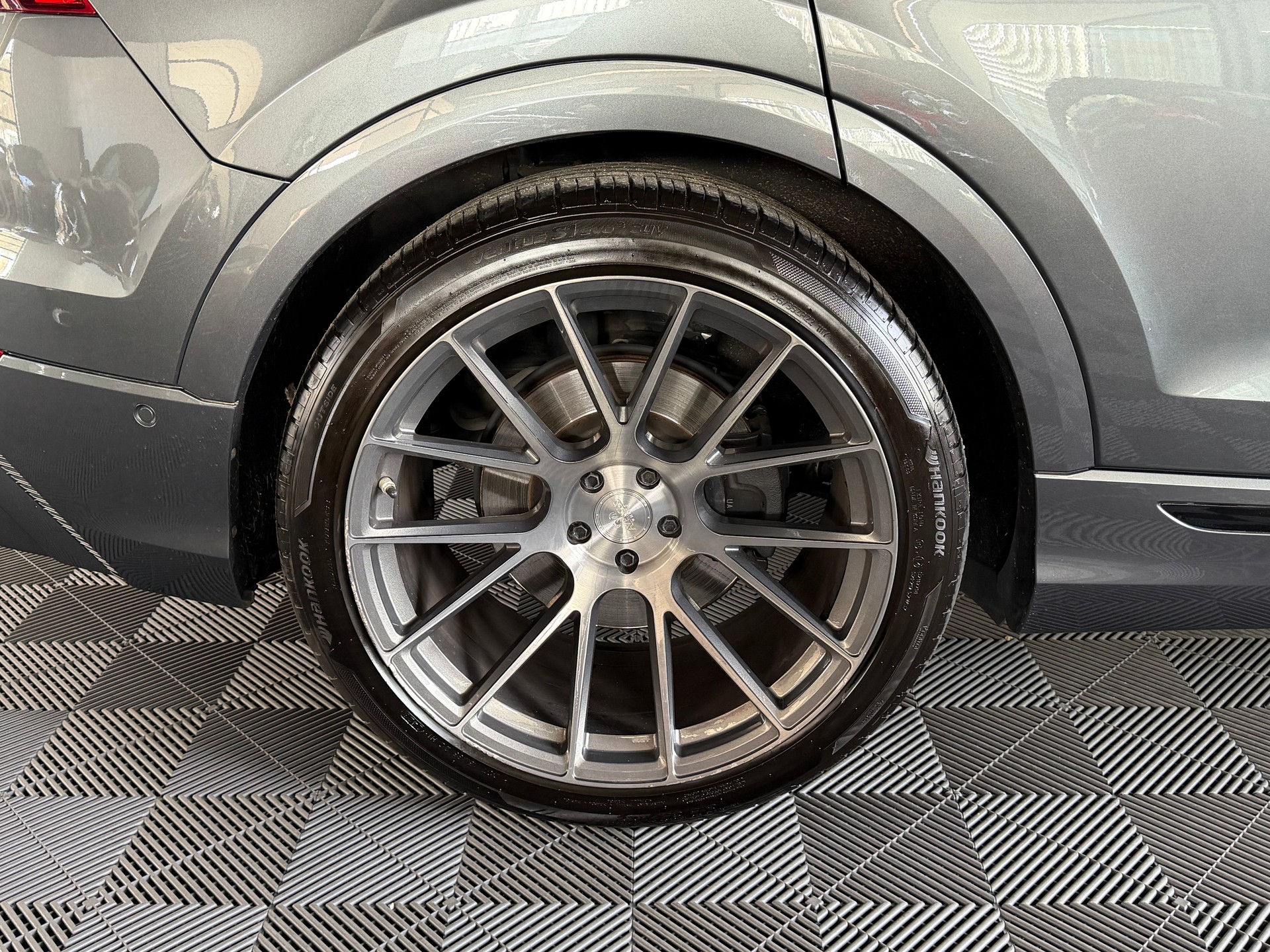 AUDI SQ8 4.0 V8 TFSI 508 PS 4X4 quattro tiptronic-image-7