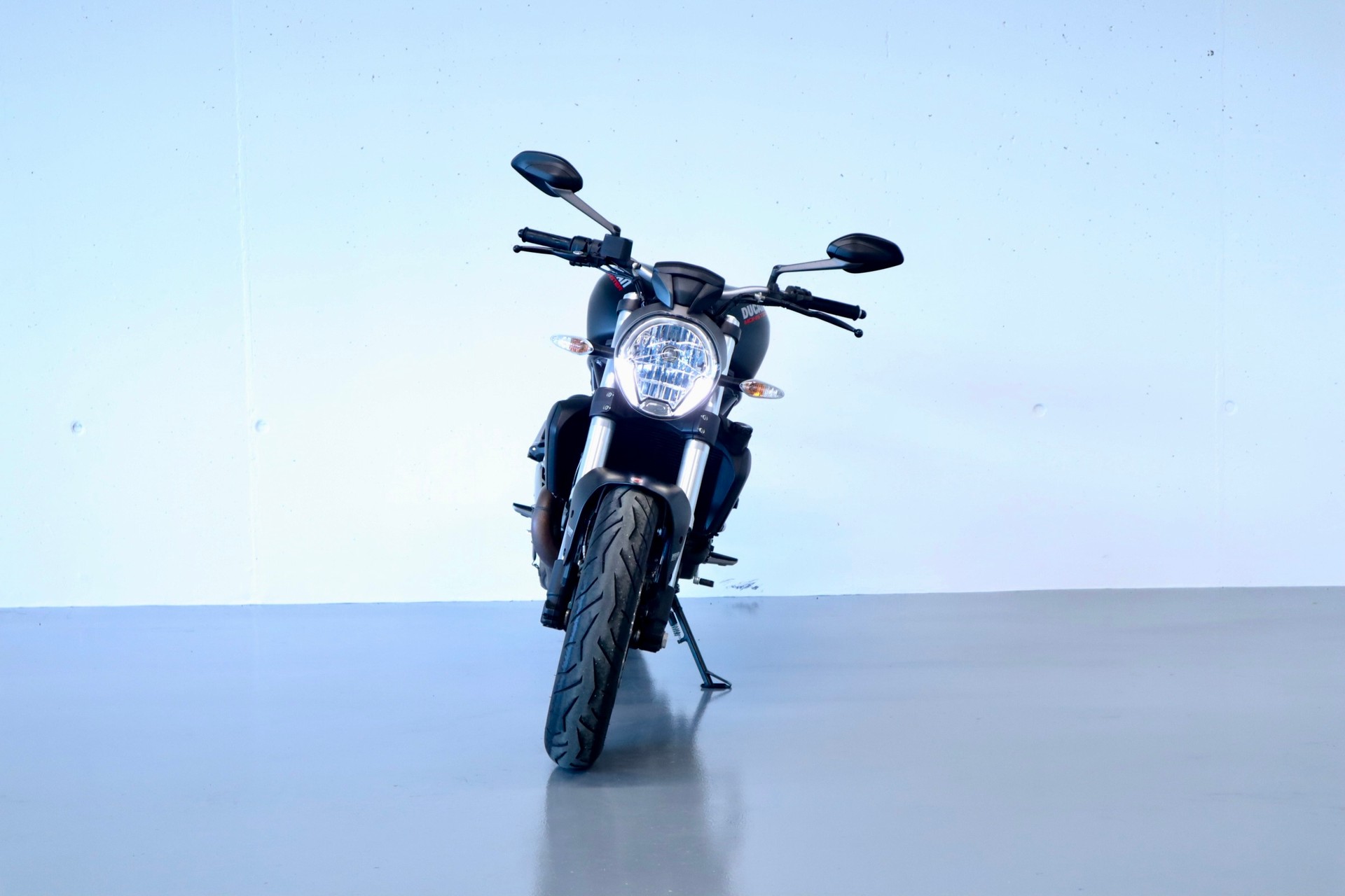 DUCATI Monster 821 | SCHWARZ MATT | TOP ZUSTAND-image-4