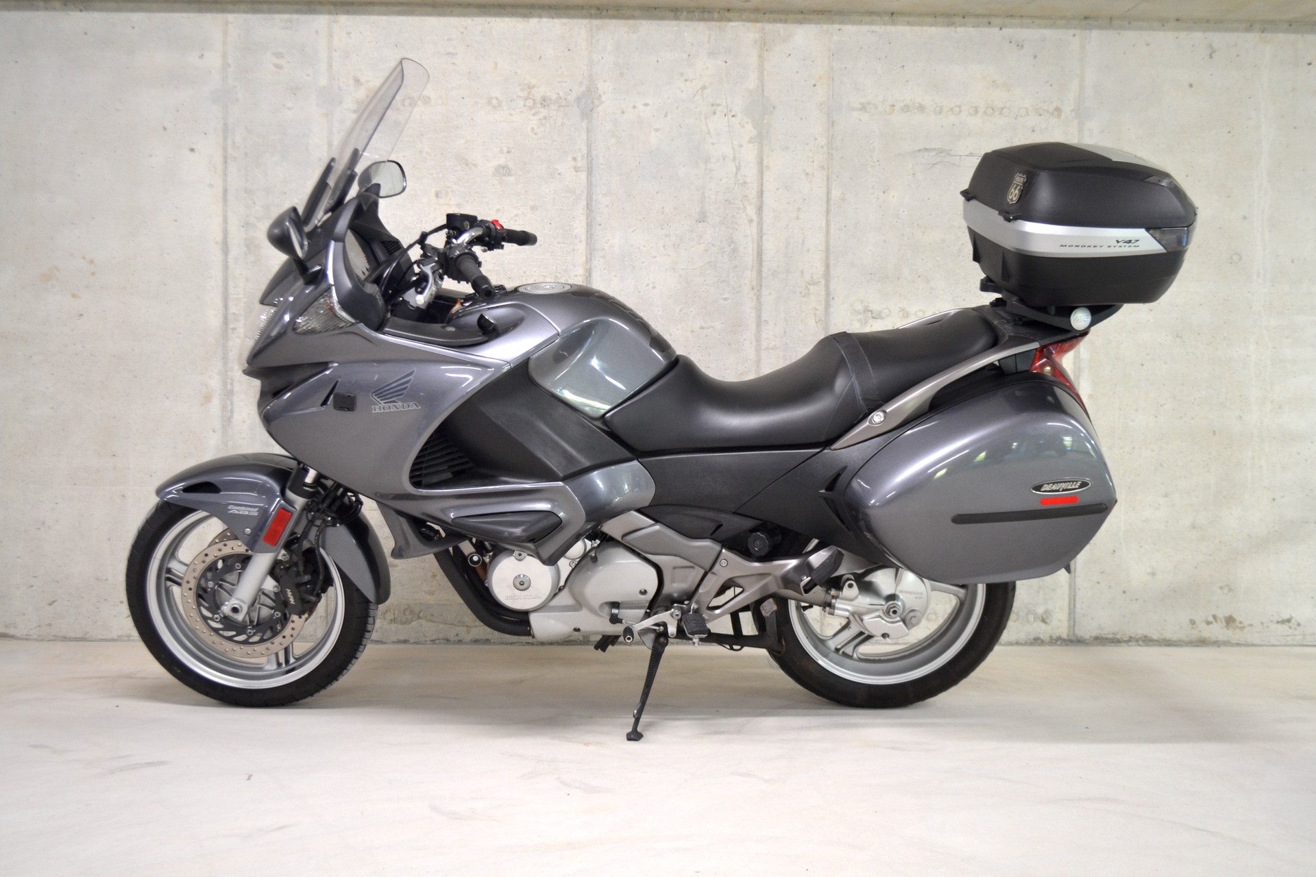 HONDA NT 700 A Deauville-image-2
