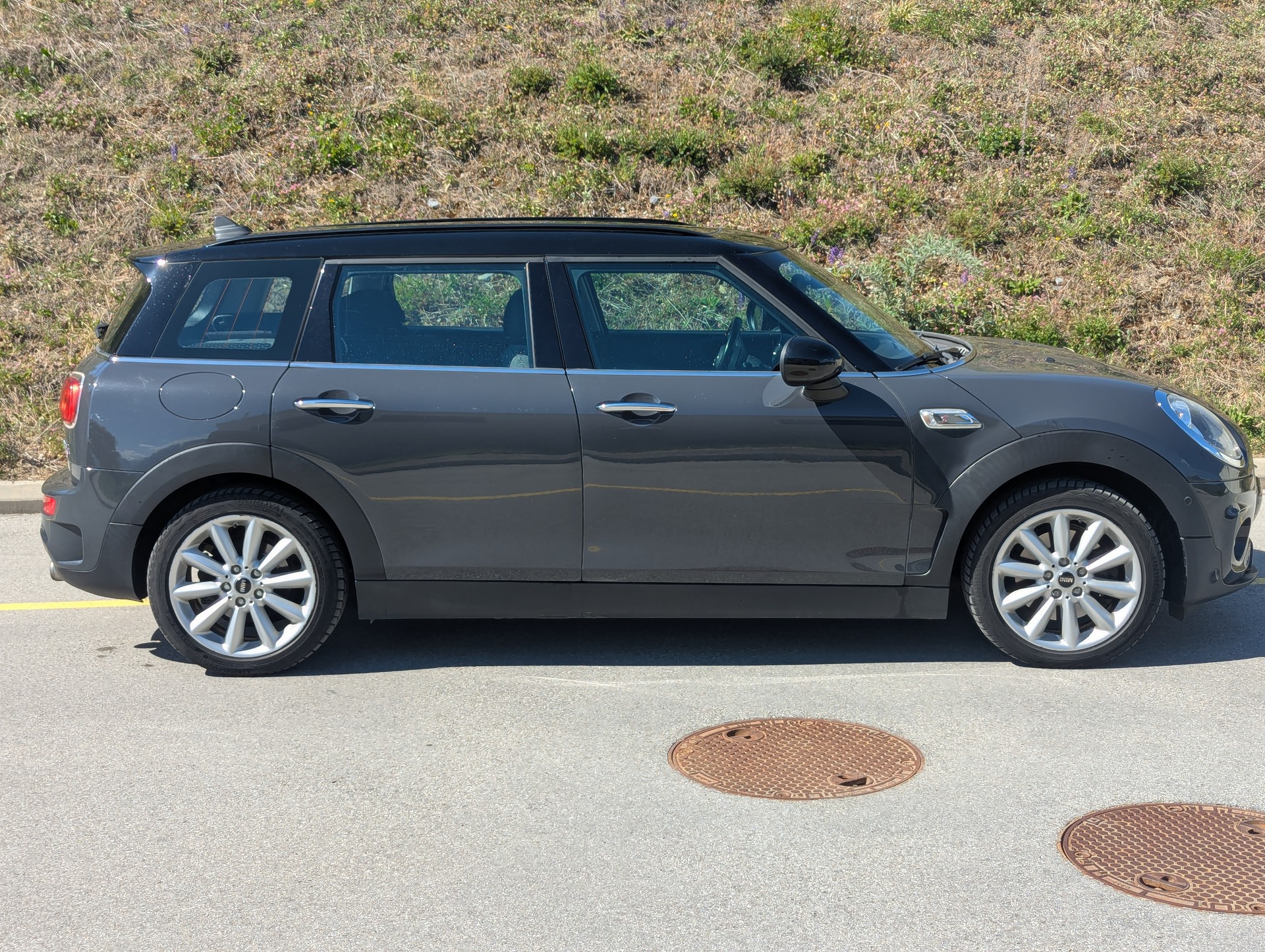 MINI Clubman Cooper S ALL4 Steptronic-image-1