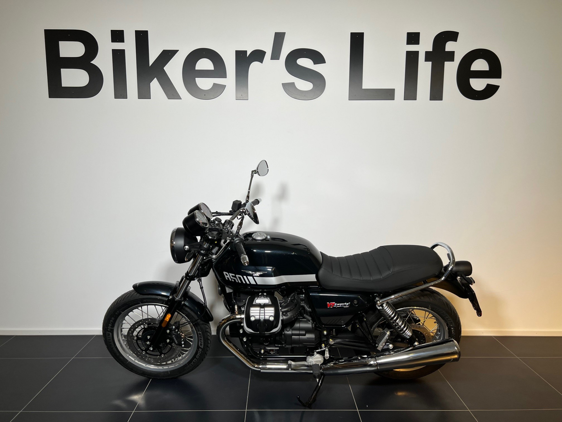 MOTO GUZZI V7 850 Special-image-1