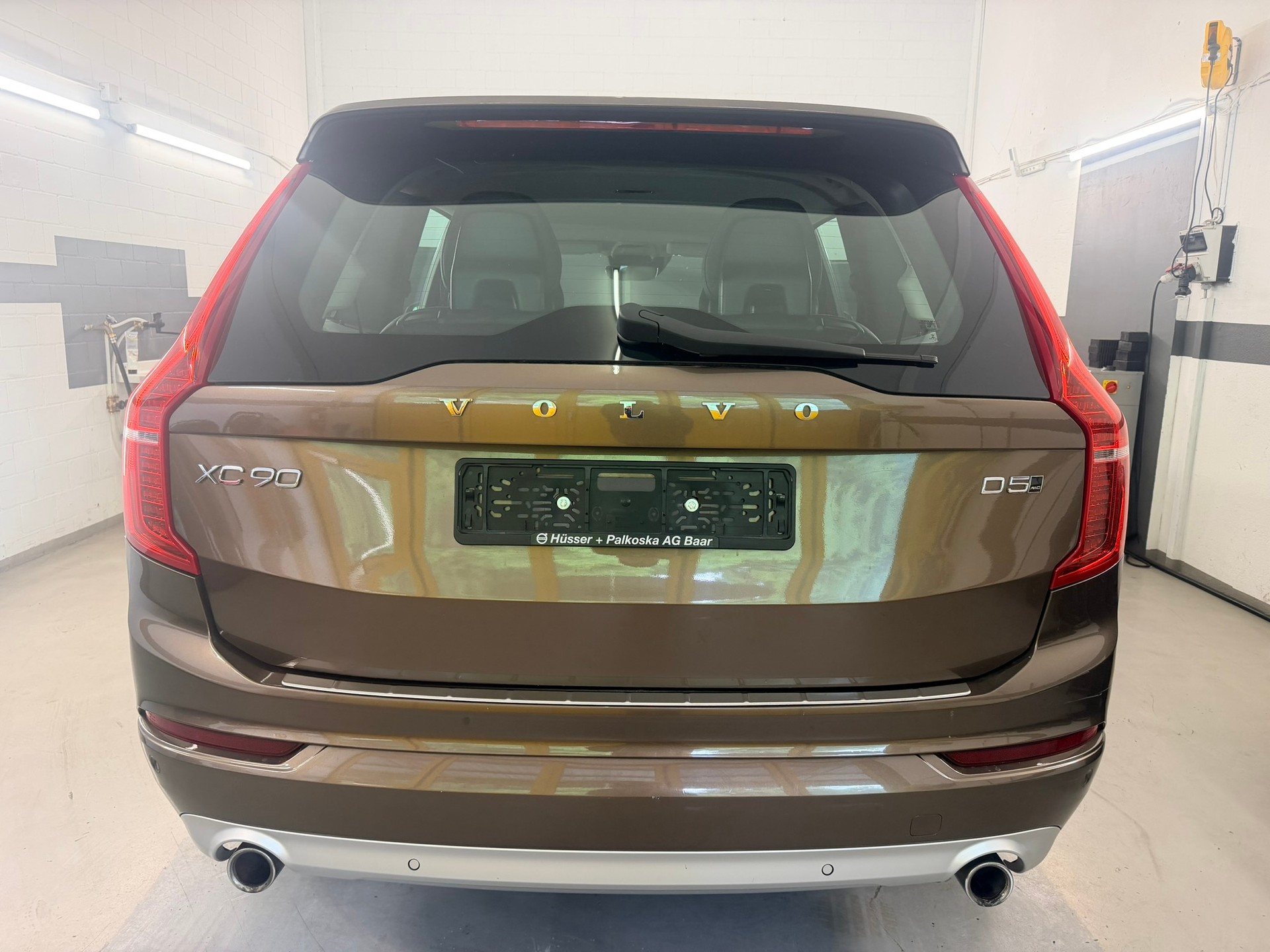 VOLVO XC90 D5 AWD Inscription Geartronic-image-4