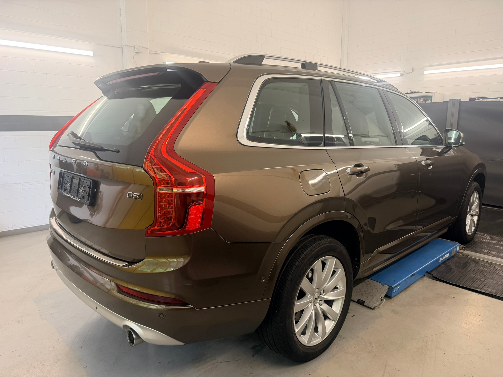 VOLVO XC90 D5 AWD Inscription Geartronic-showroom-element-3