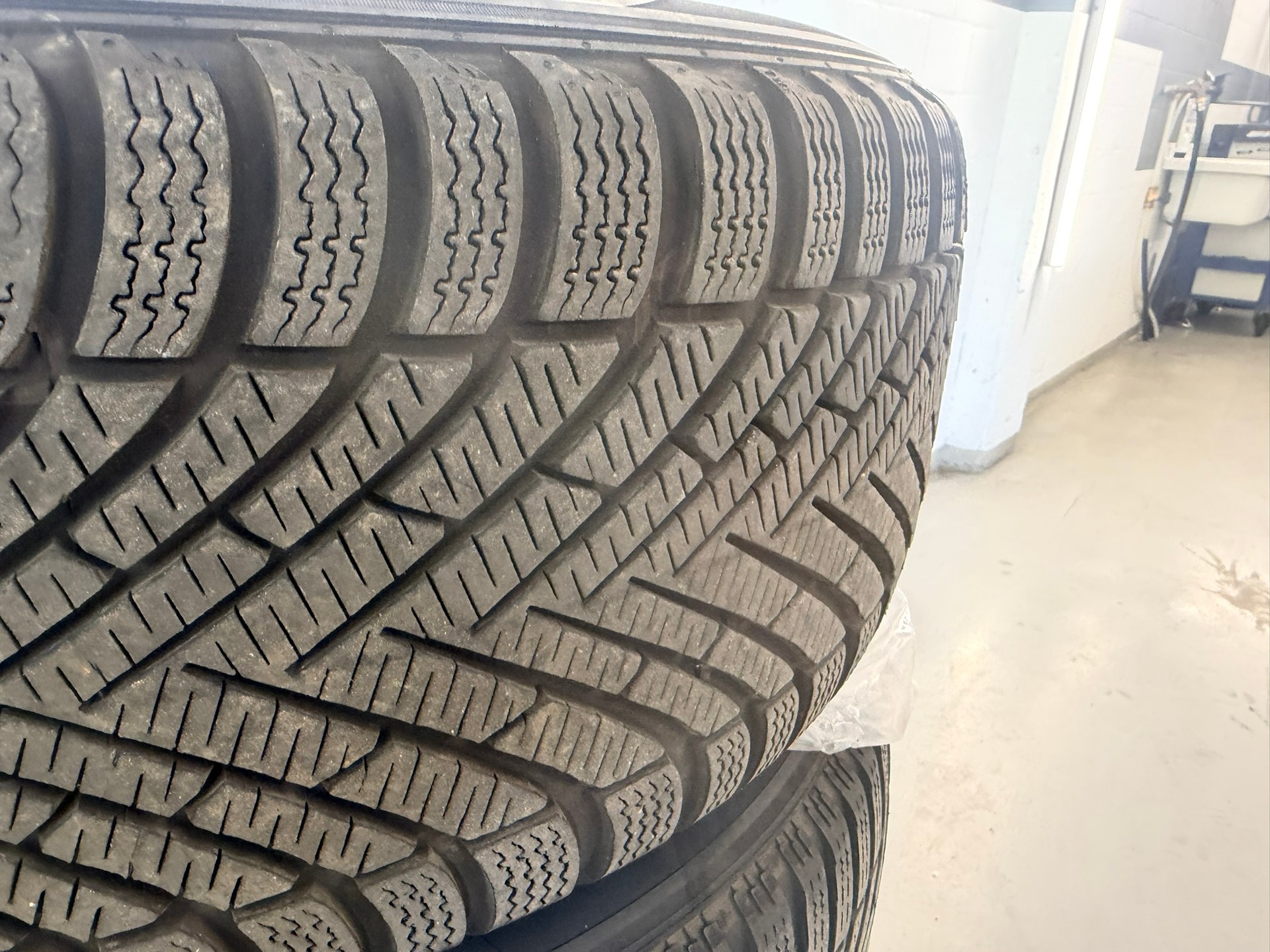 VOLVO XC90 D5 AWD Inscription Geartronic-image-8