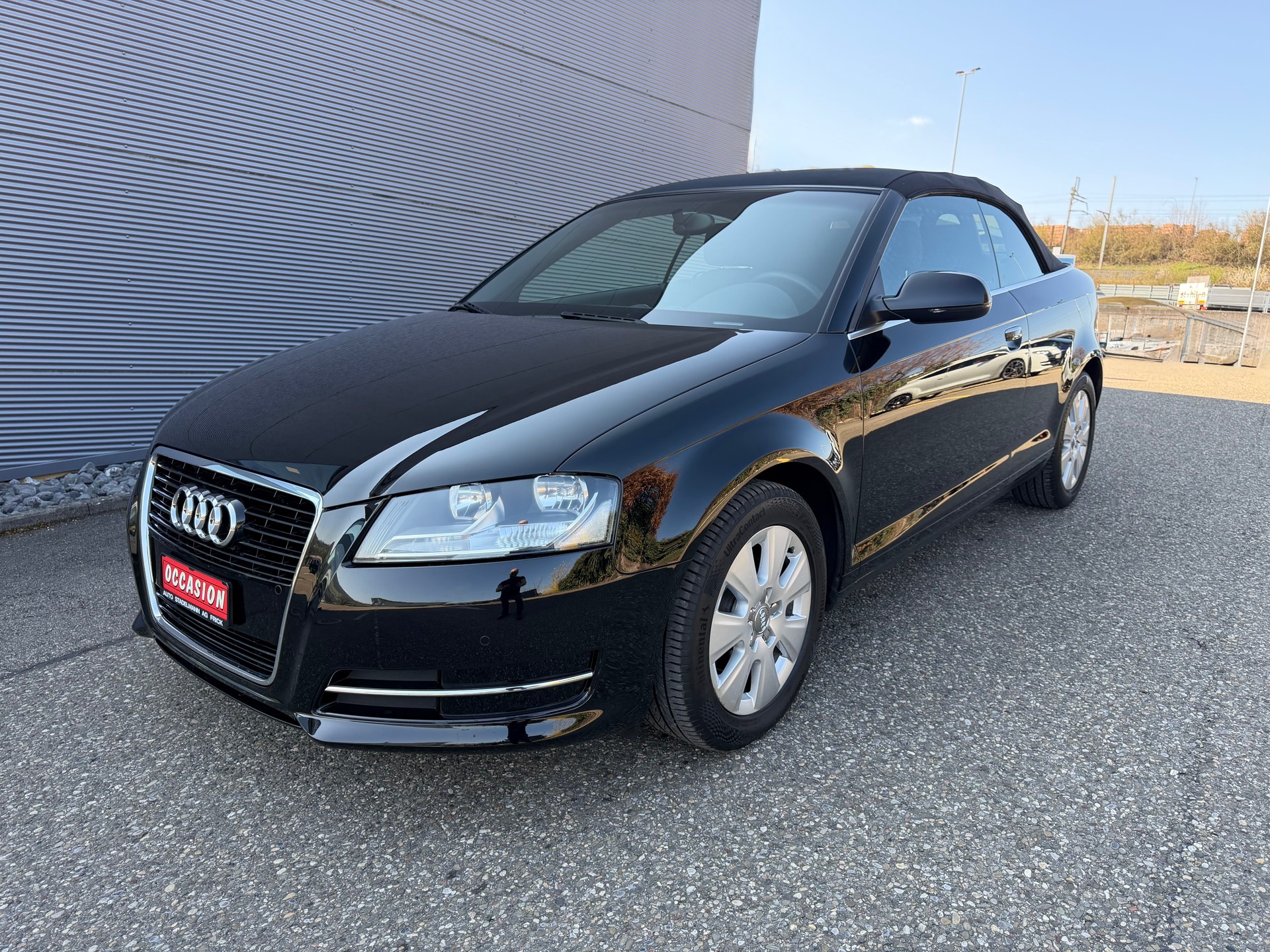 AUDI A3 Cabriolet 1.2 TFSI Attraction-image-7