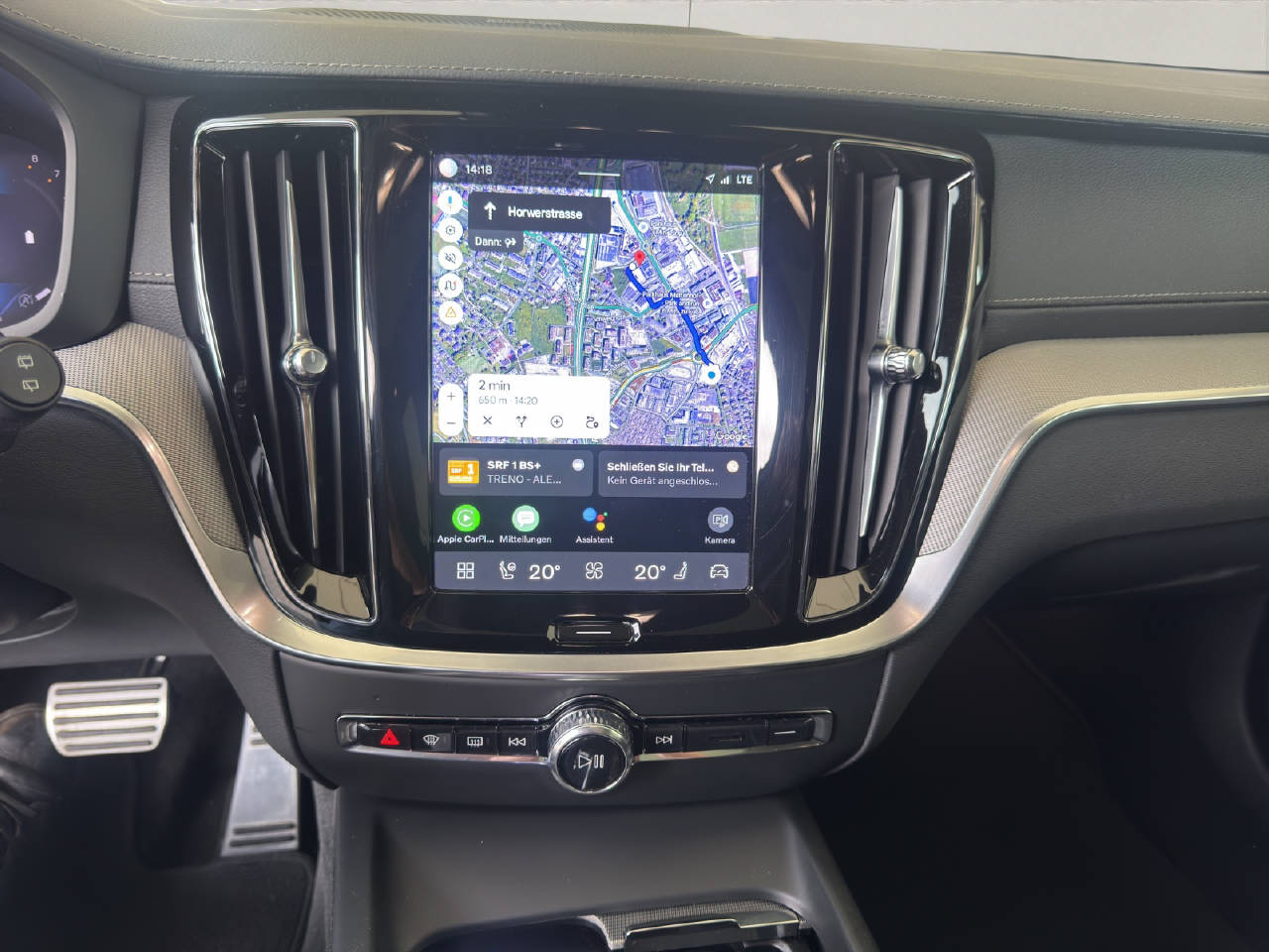 VOLVO V60 2.0 B5 Ultimate Dark AWD-image-13