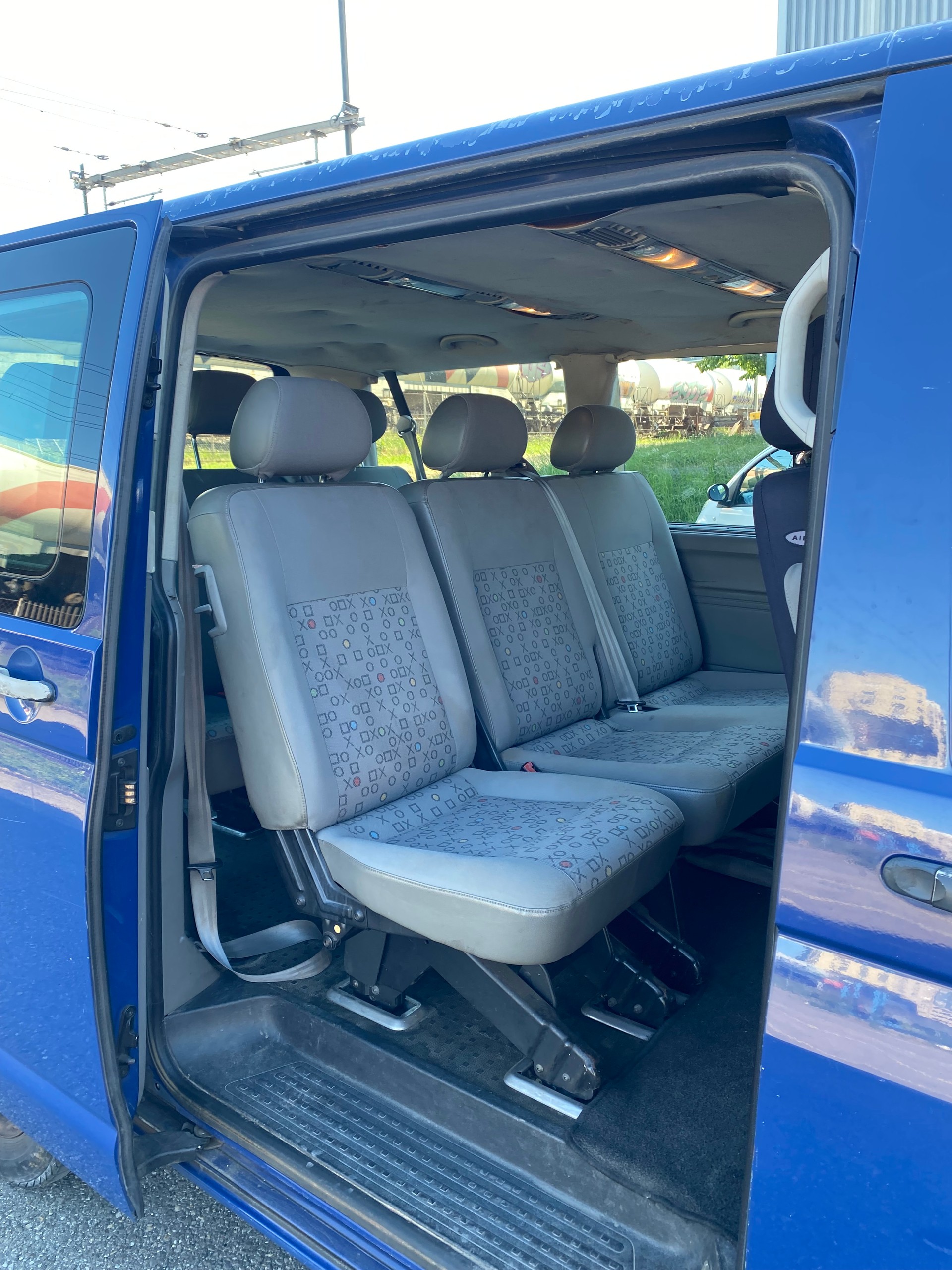 VW T5 Caravelle Trend 2.5 TDI PD-image-6