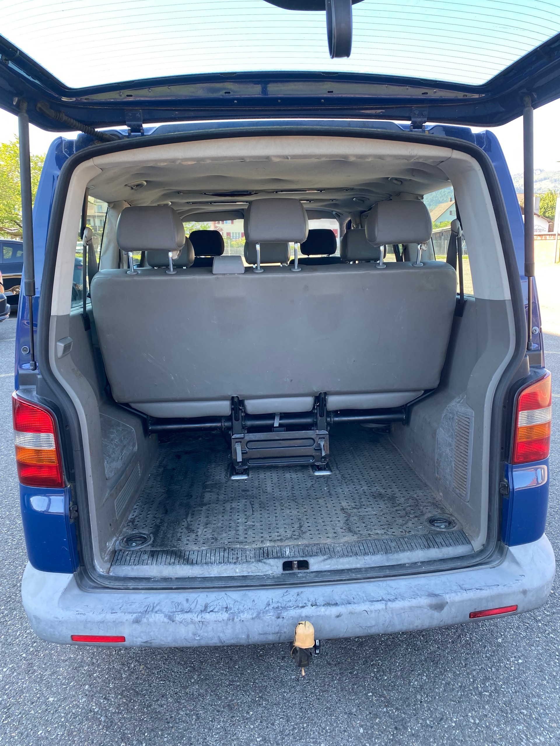VW T5 Caravelle Trend 2.5 TDI PD-image-4