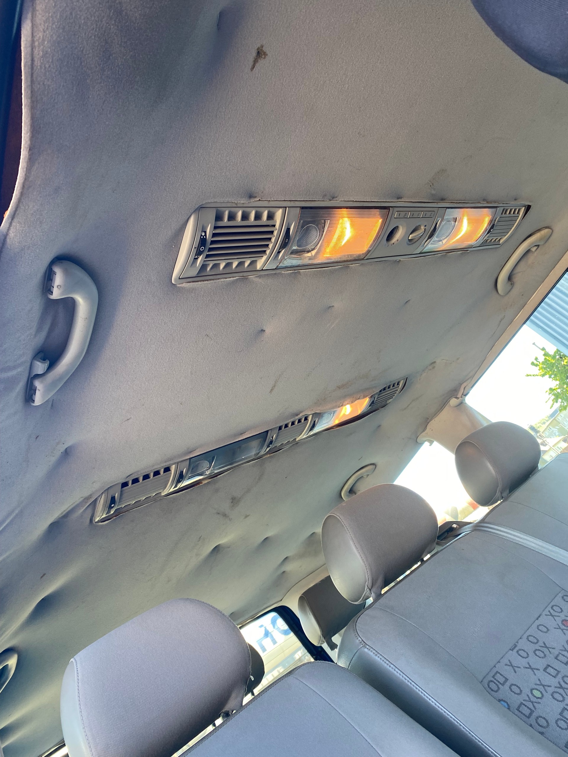 VW T5 Caravelle Trend 2.5 TDI PD-image-7