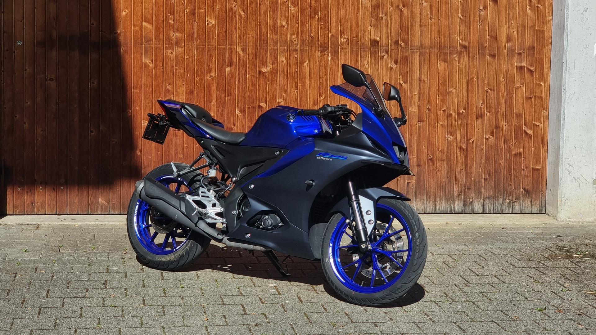 YAMAHA YZF-R 125 ABS-image-0