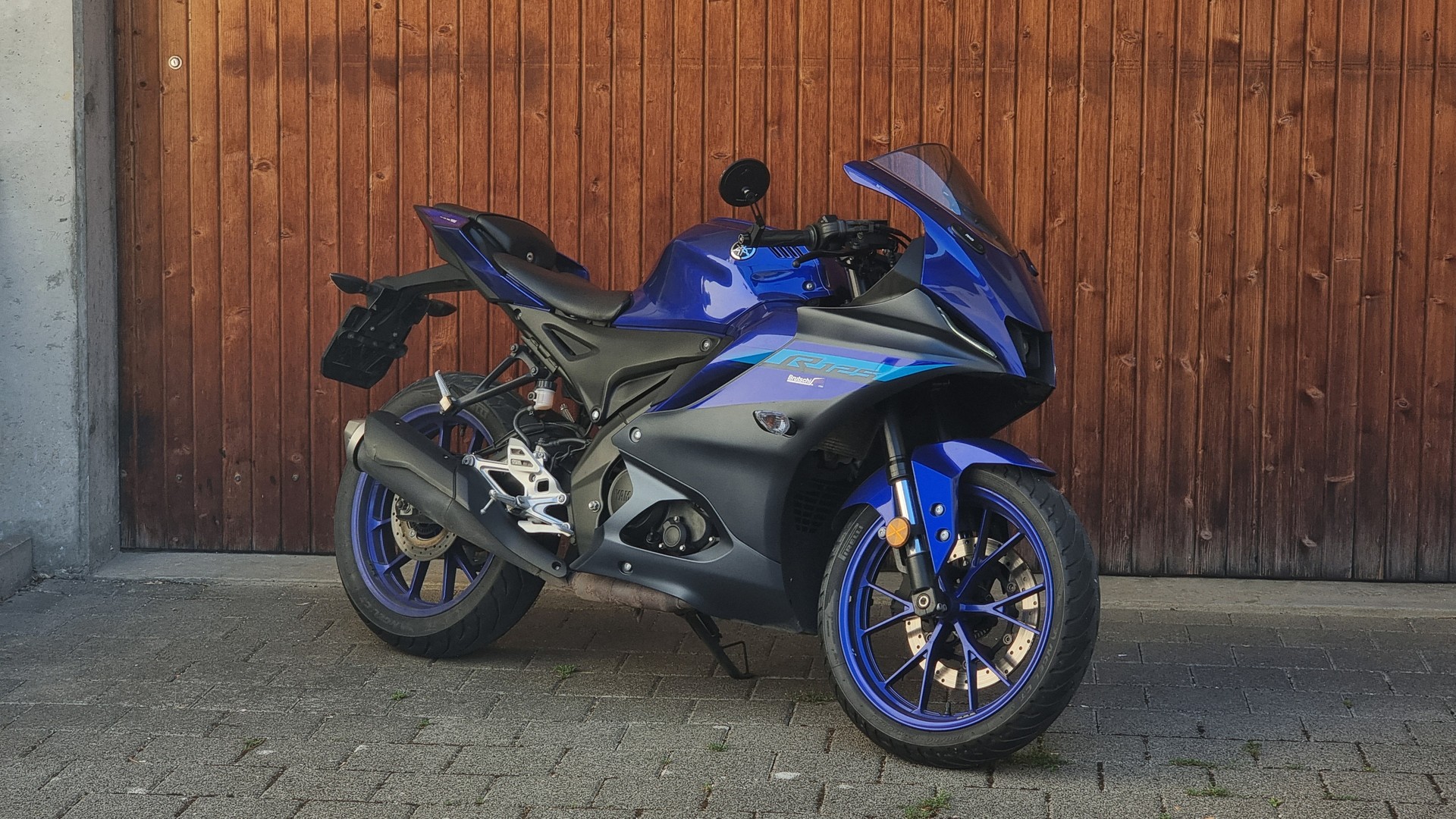 YAMAHA YZF-R 125 ABS-image-0