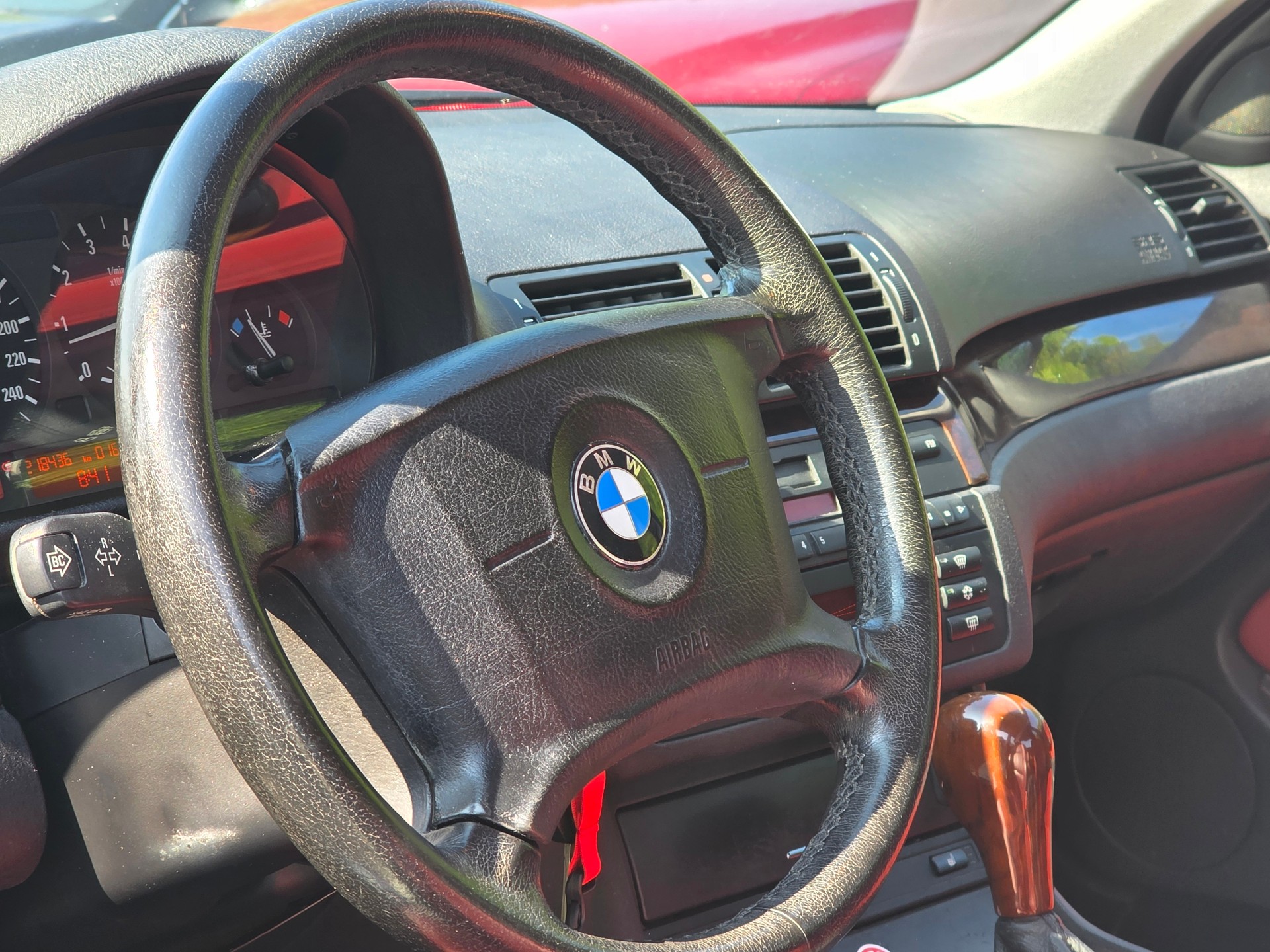 BMW 325xi ab MFK 06.2025 / Frisch ab Service / Gratis Lieferung-image-9