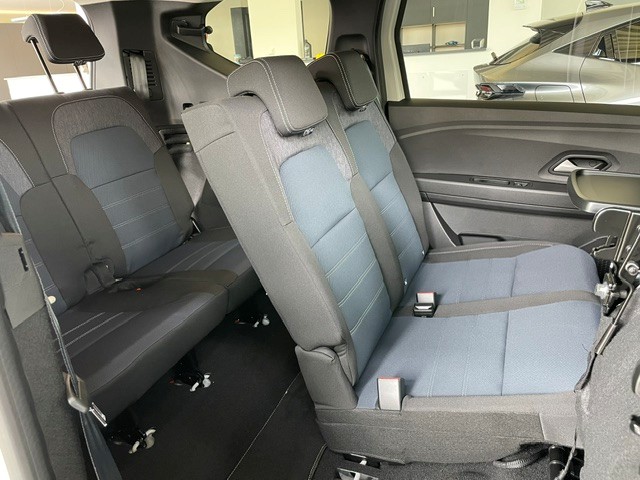 DACIA Jogger HEV 140 Extreme-image-10