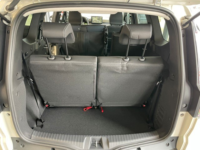 DACIA Jogger HEV 140 Extreme-image-14