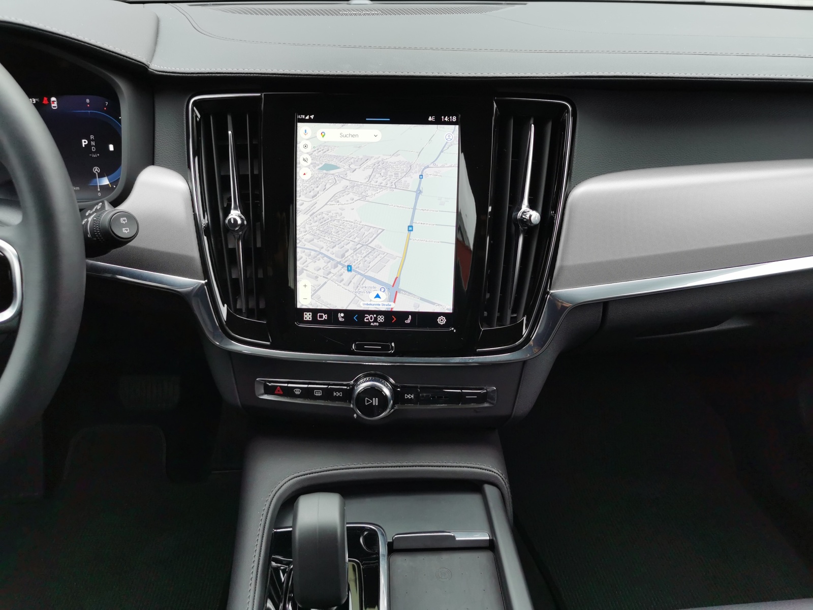 VOLVO V90 Cross Country 2.0 B5 Plus AWD-image-10