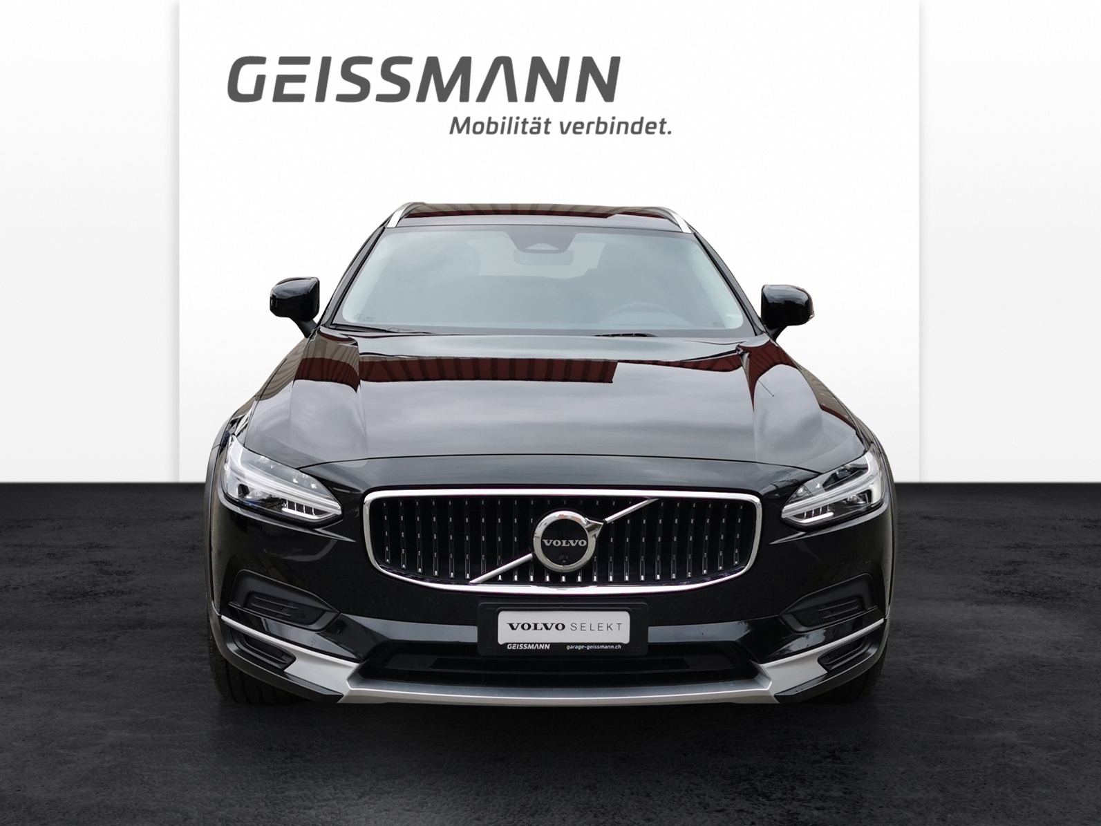 VOLVO V90 Cross Country 2.0 B5 Plus AWD-image-6
