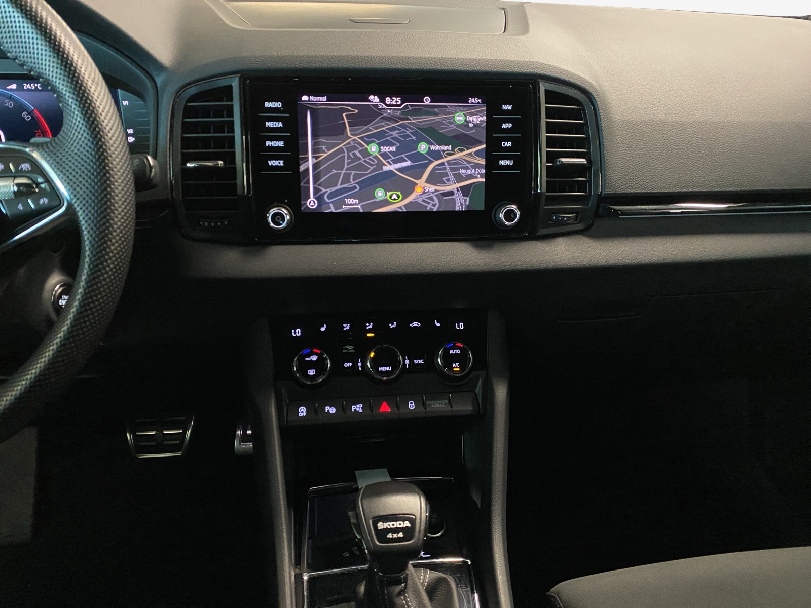 SKODA Karoq 2.0 TSI SportLine 4x4 DSG-image-10