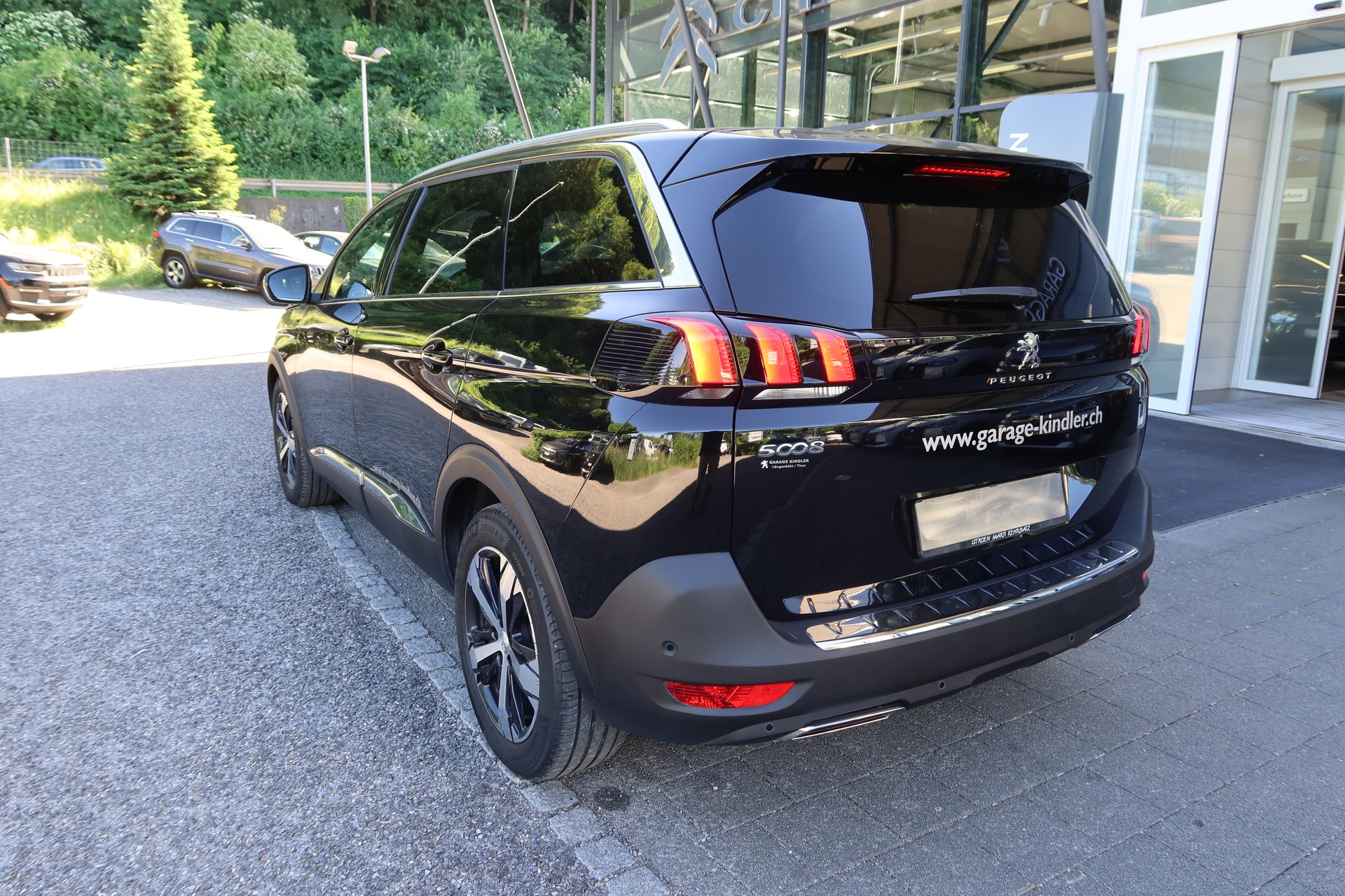 PEUGEOT 5008 2.0 BlueHDi GT-image-3