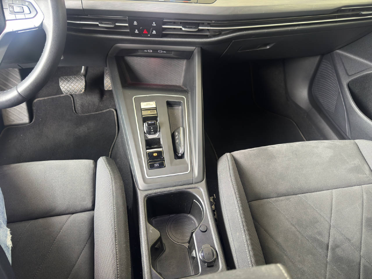 VW Golf 8 (VIII) 1.4 TSI PHEV Style DSG-Automat-image-12