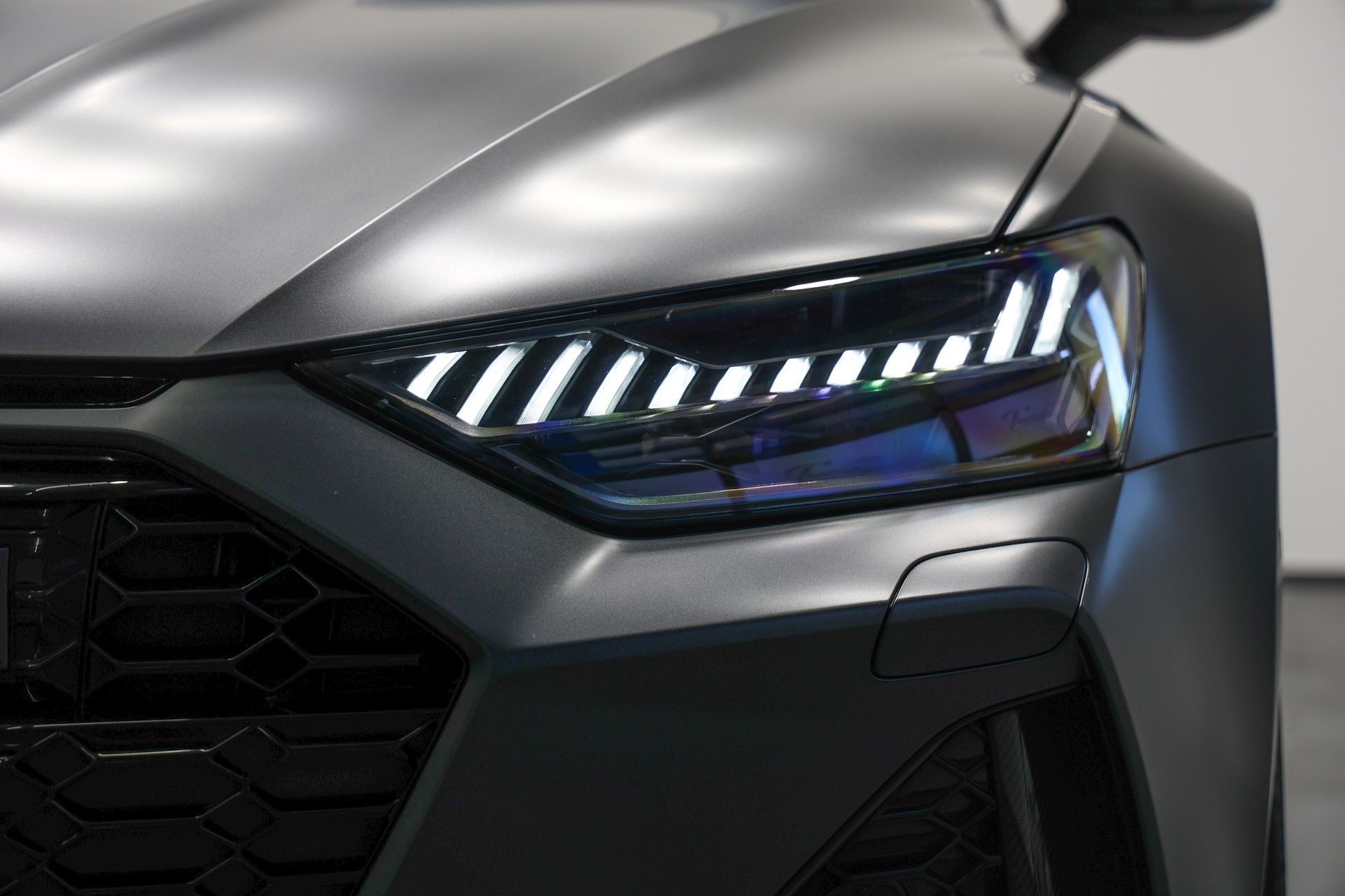 AUDI RS7 Sportback MHEV *Mattlackierung Audi Exclusive*Vollaustattung*Dynamik-Paket Plus*-image-15