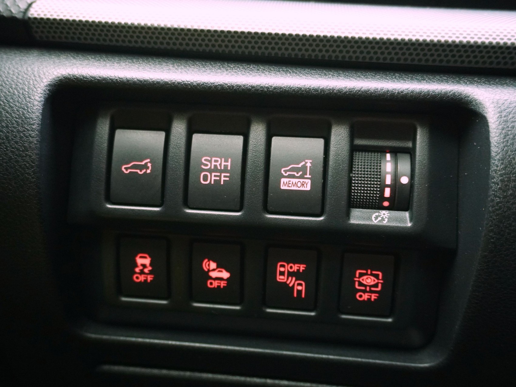 SUBARU Forester Station 2.0i e-Boxer Swiss Plus-image-13