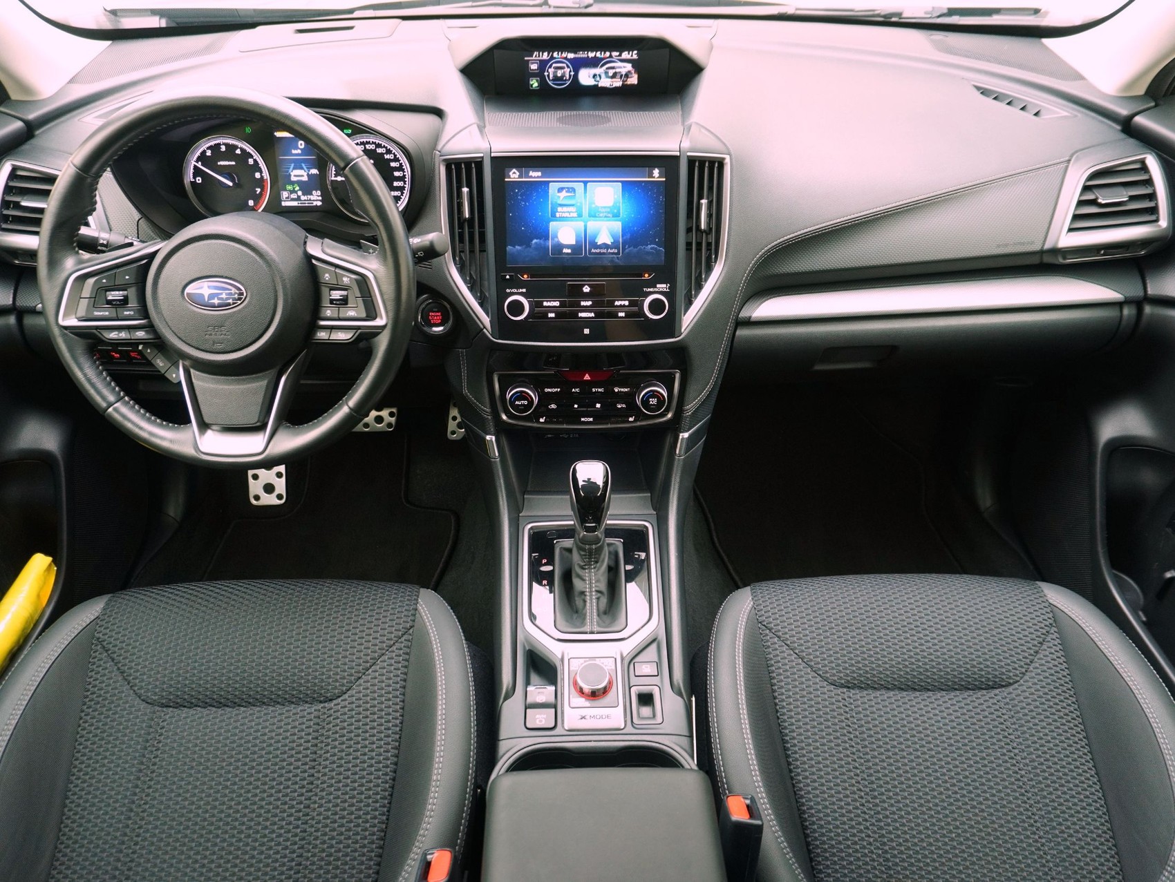 SUBARU Forester Station 2.0i e-Boxer Swiss Plus-image-12