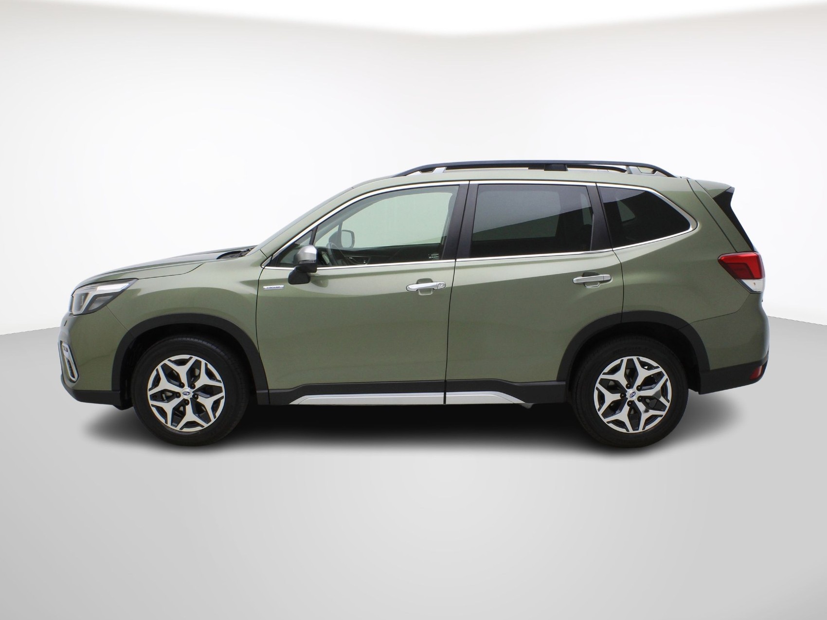SUBARU Forester Station 2.0i e-Boxer Swiss Plus-showroom-element-2