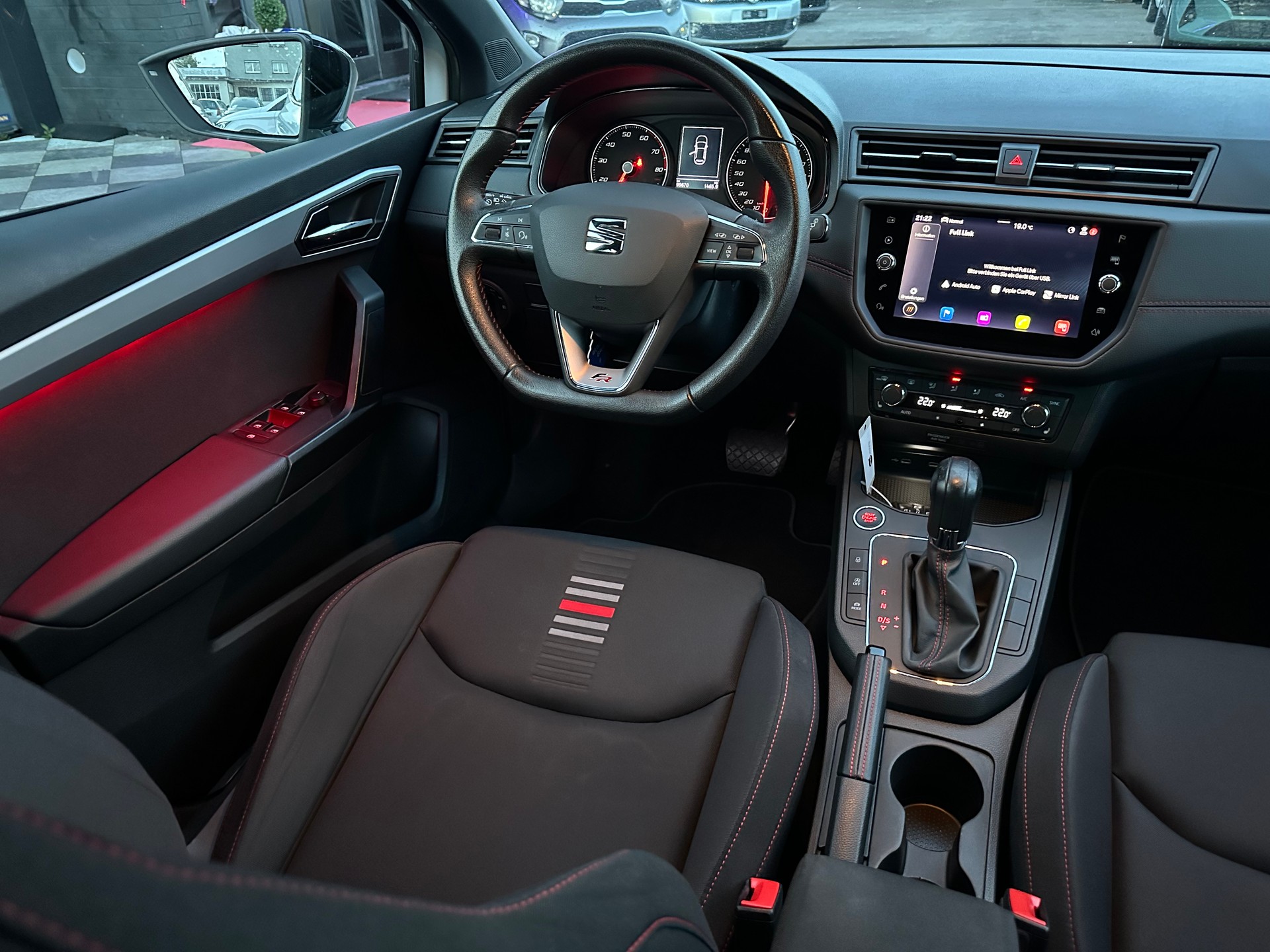 SEAT Ibiza 1.0 EcoTSI Hola FR DSG-image-9