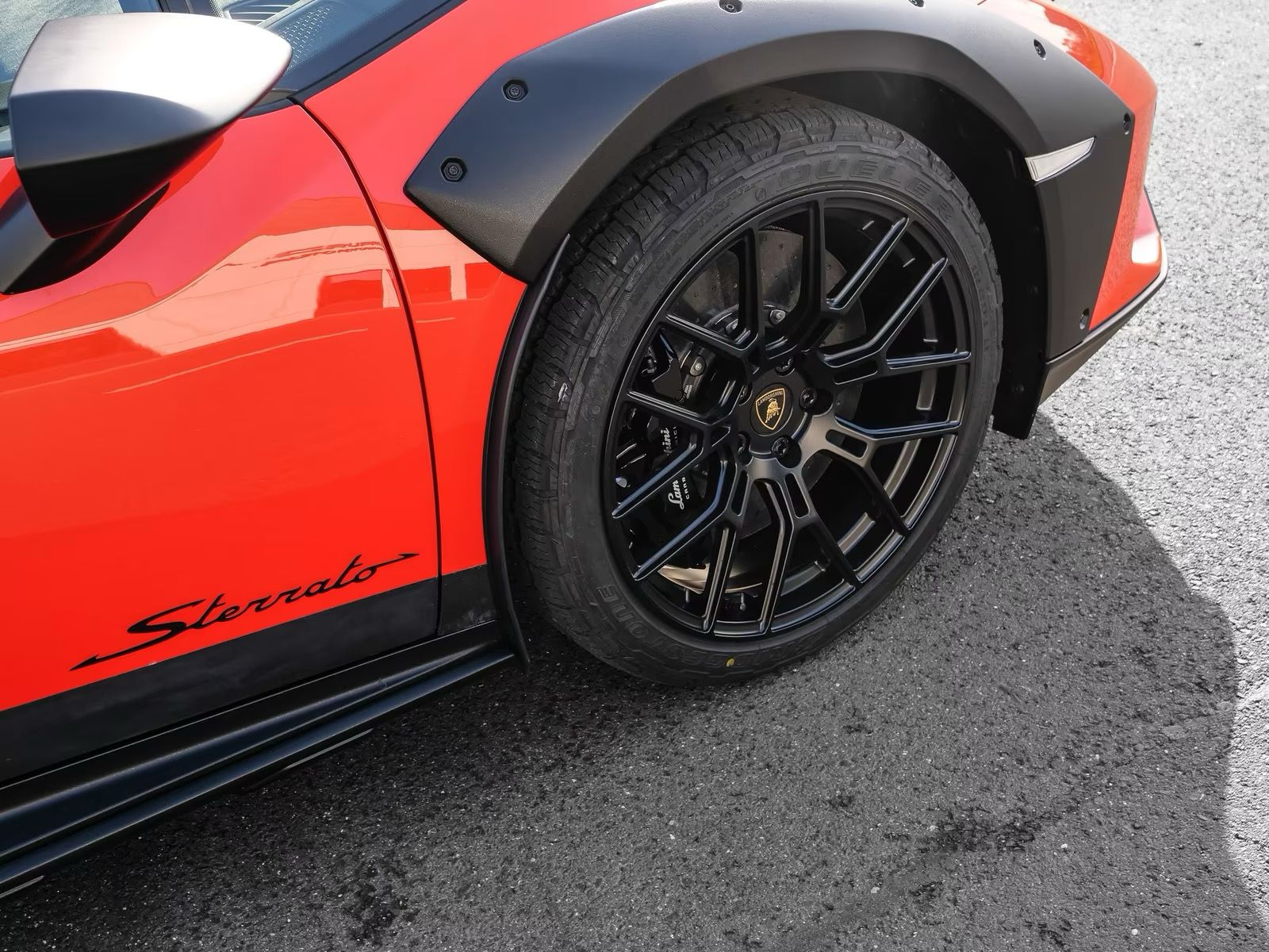 LAMBORGHINI Huracan Sterrato LP610-4 "Arancio Xanto", 1 / 1499" Original Lamborghini Garantie bis Feb 2028-image-8