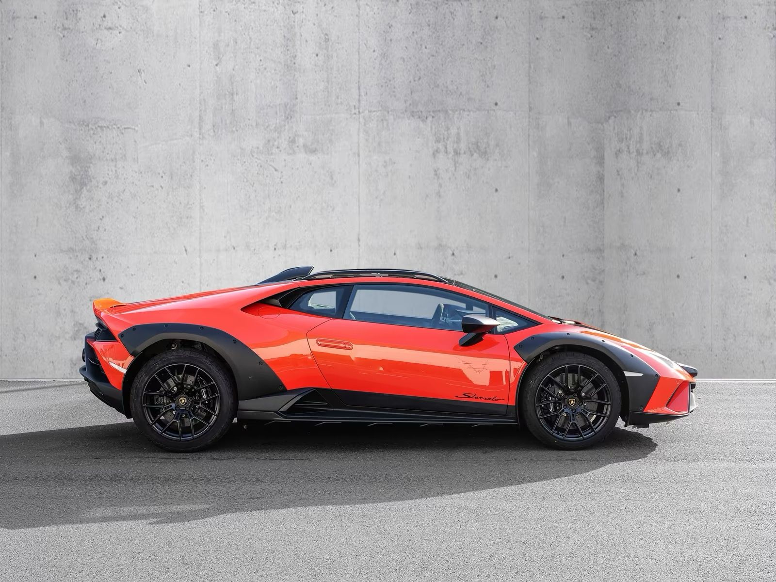 LAMBORGHINI Huracan Sterrato LP610-4 "Arancio Xanto", 1 / 1499" Original Lamborghini Garantie bis Feb 2028-showroom-element-3