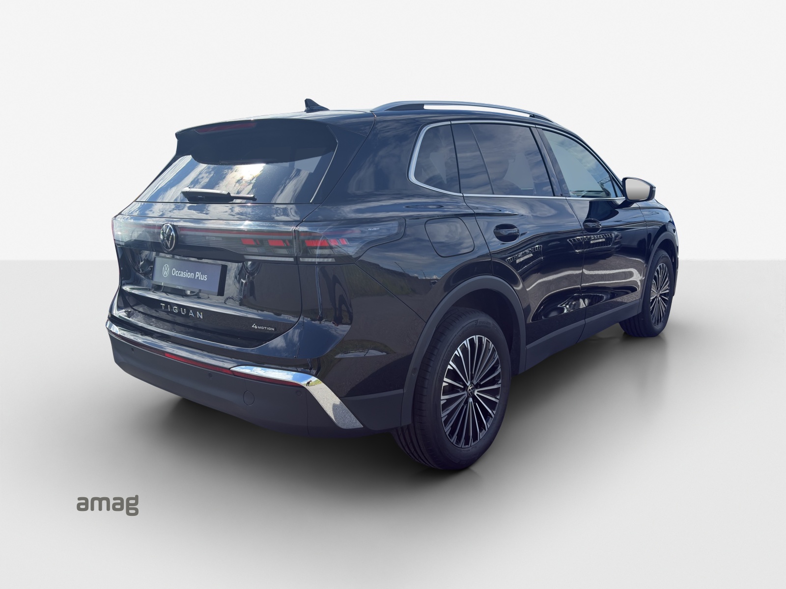 VW Tiguan 2.0 TSI DSG Elegance 4Motion-showroom-element-3