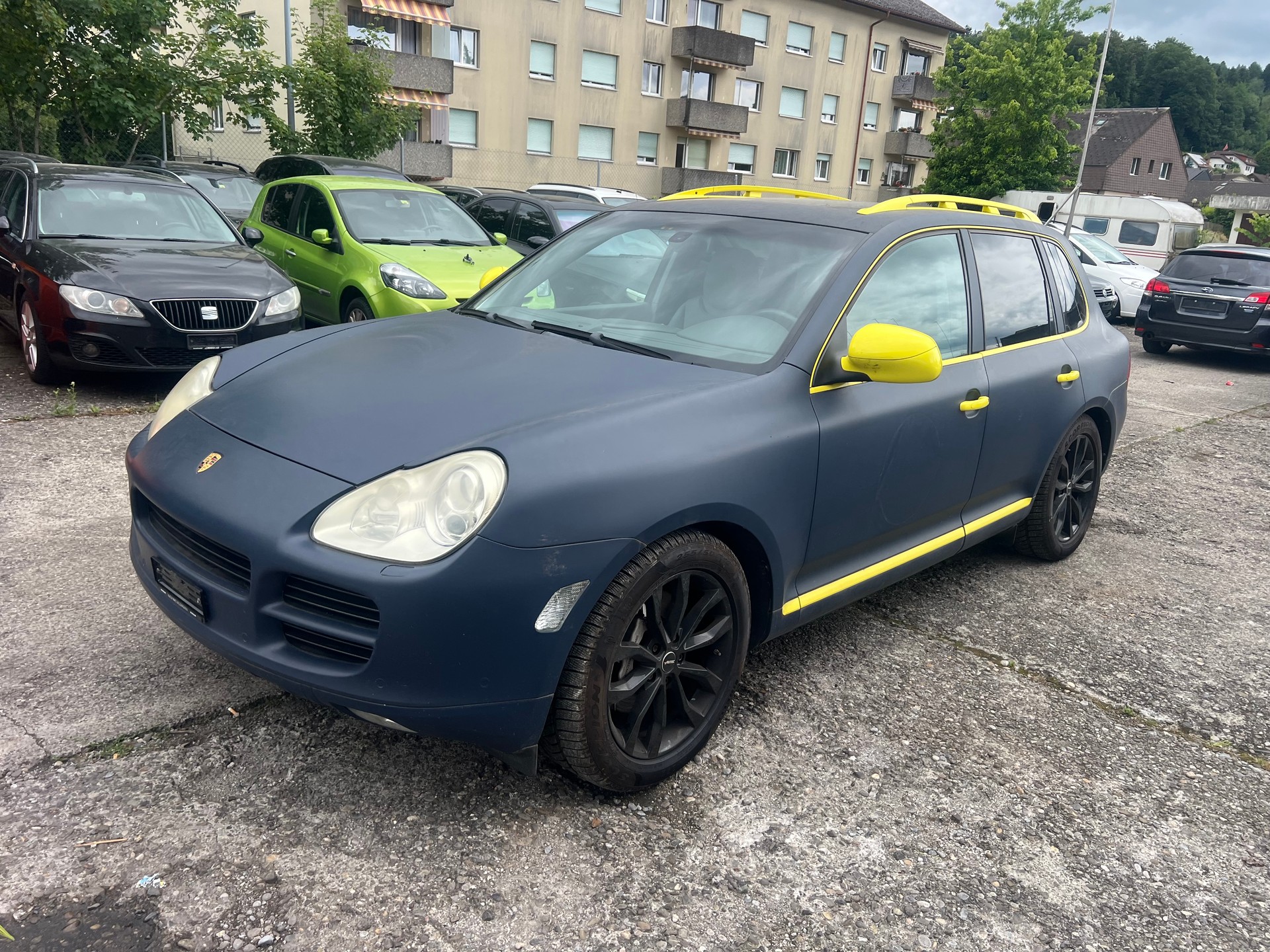 PORSCHE Cayenne S-showroom-element-2