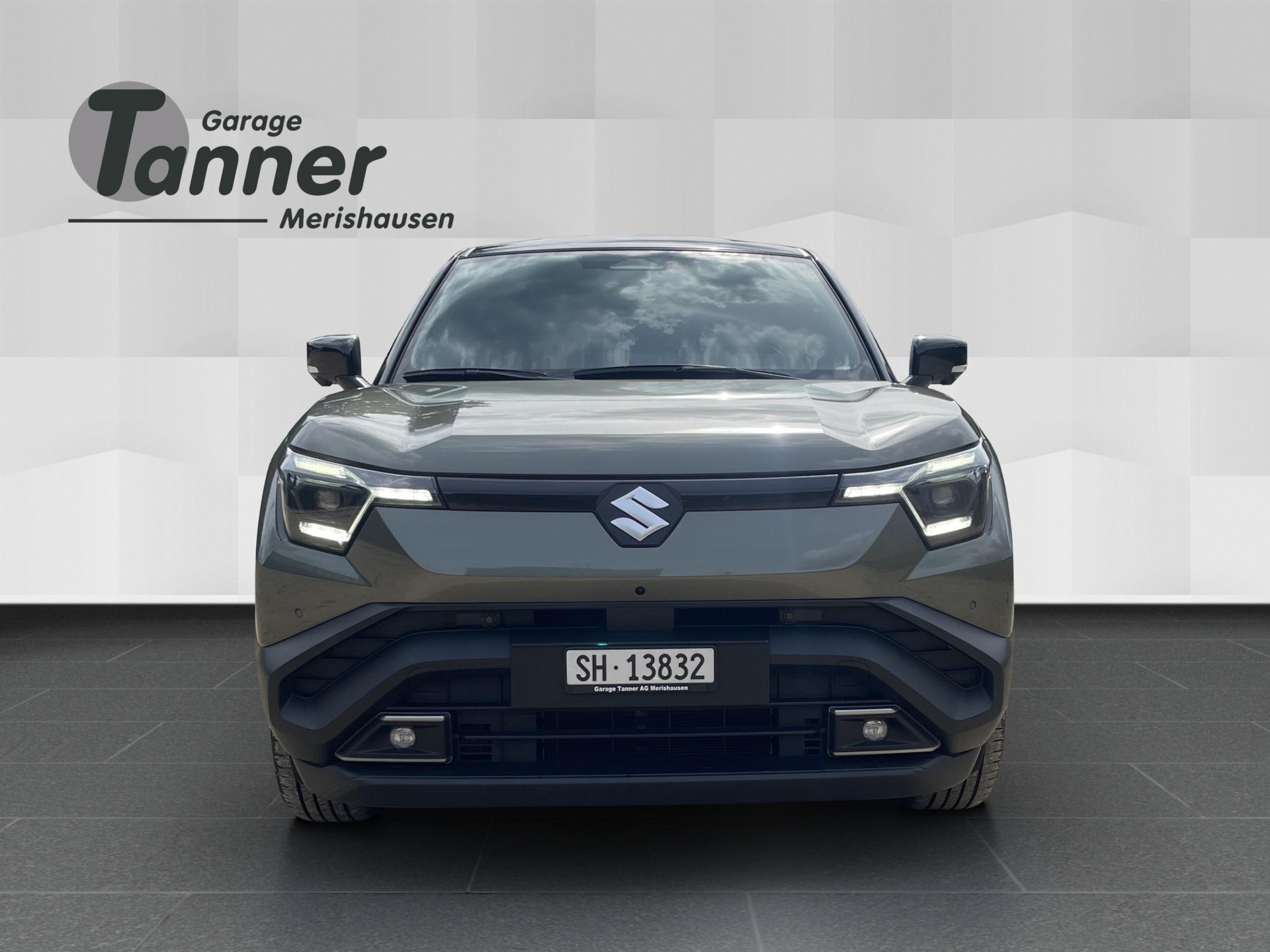 SUZUKI e Vitara Compact Top 4x4-image-4