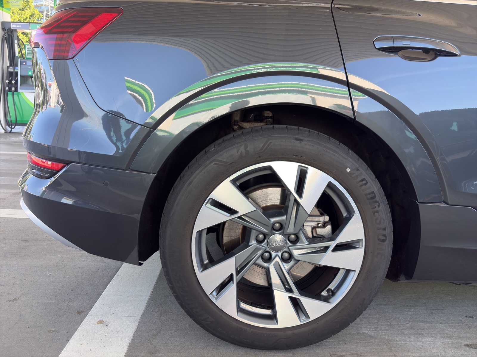 AUDI e-tron Sportback 50 Advanced quattro-image-15