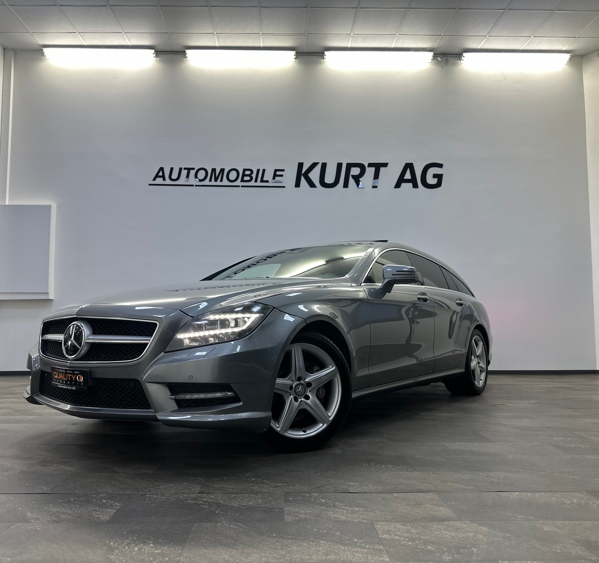 MERCEDES-BENZ CLS SB 350 CDI Executive 4Matic 7G-Tronic-showroom-element-1