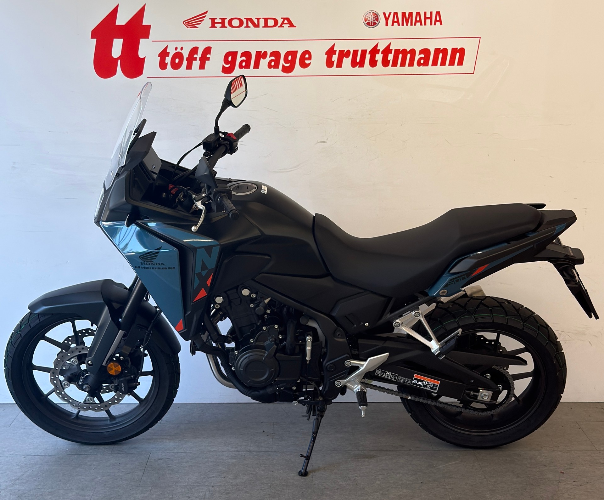 HONDA CB 500 Hornet-showroom-element-1